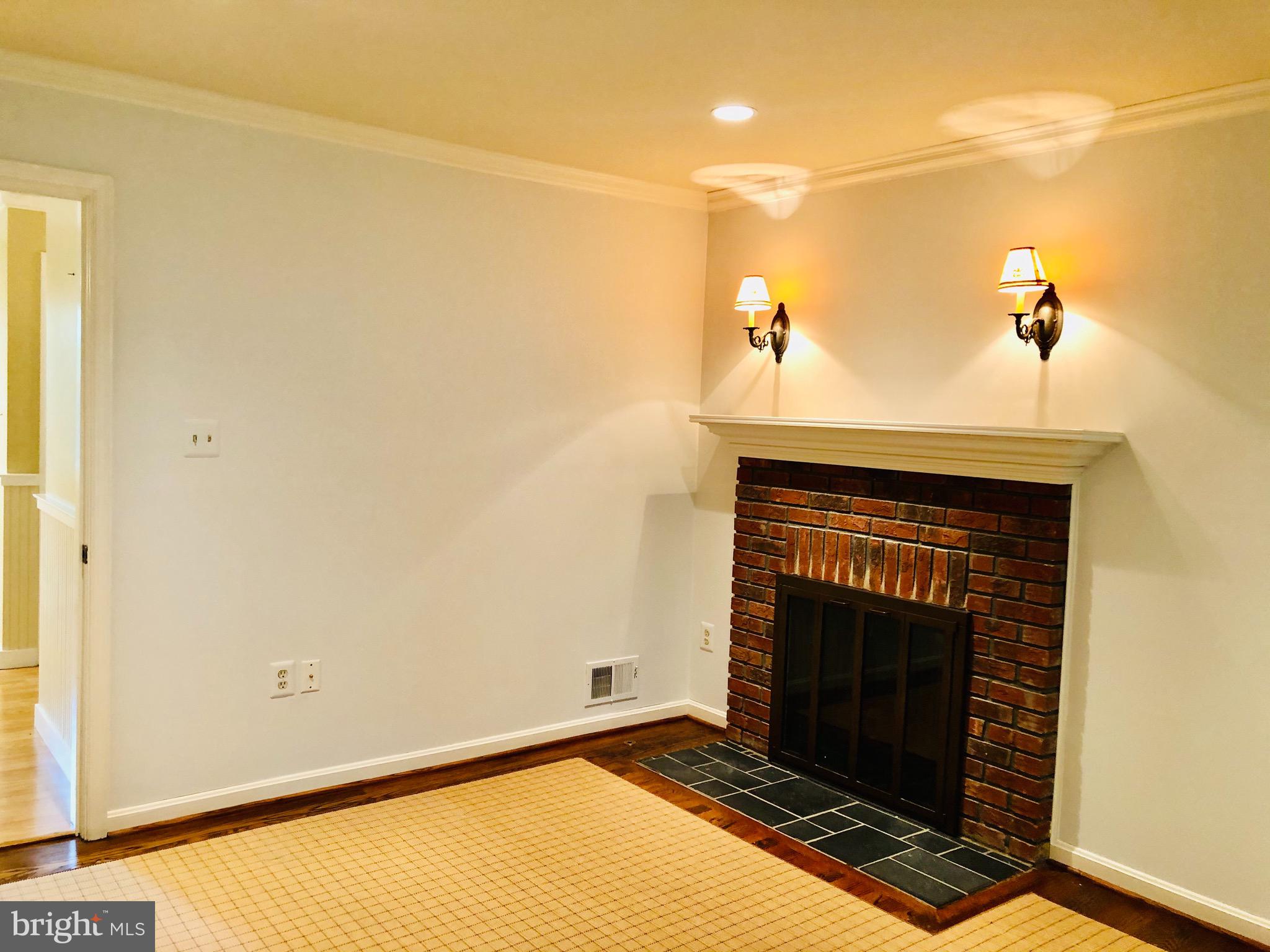 MOIDONE ACRES - Residential Lease