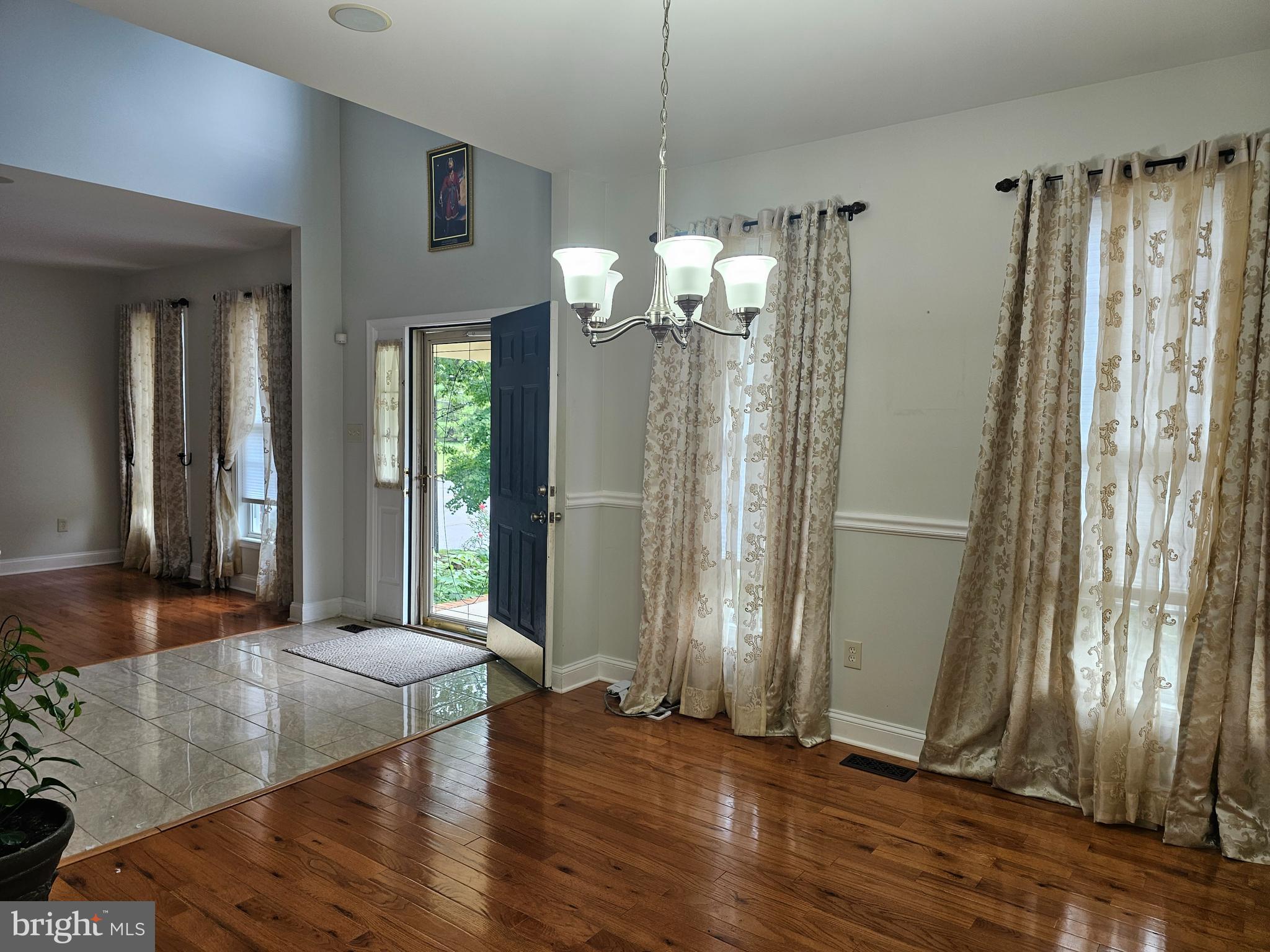 ROCKBURN MANOR - Residential Lease