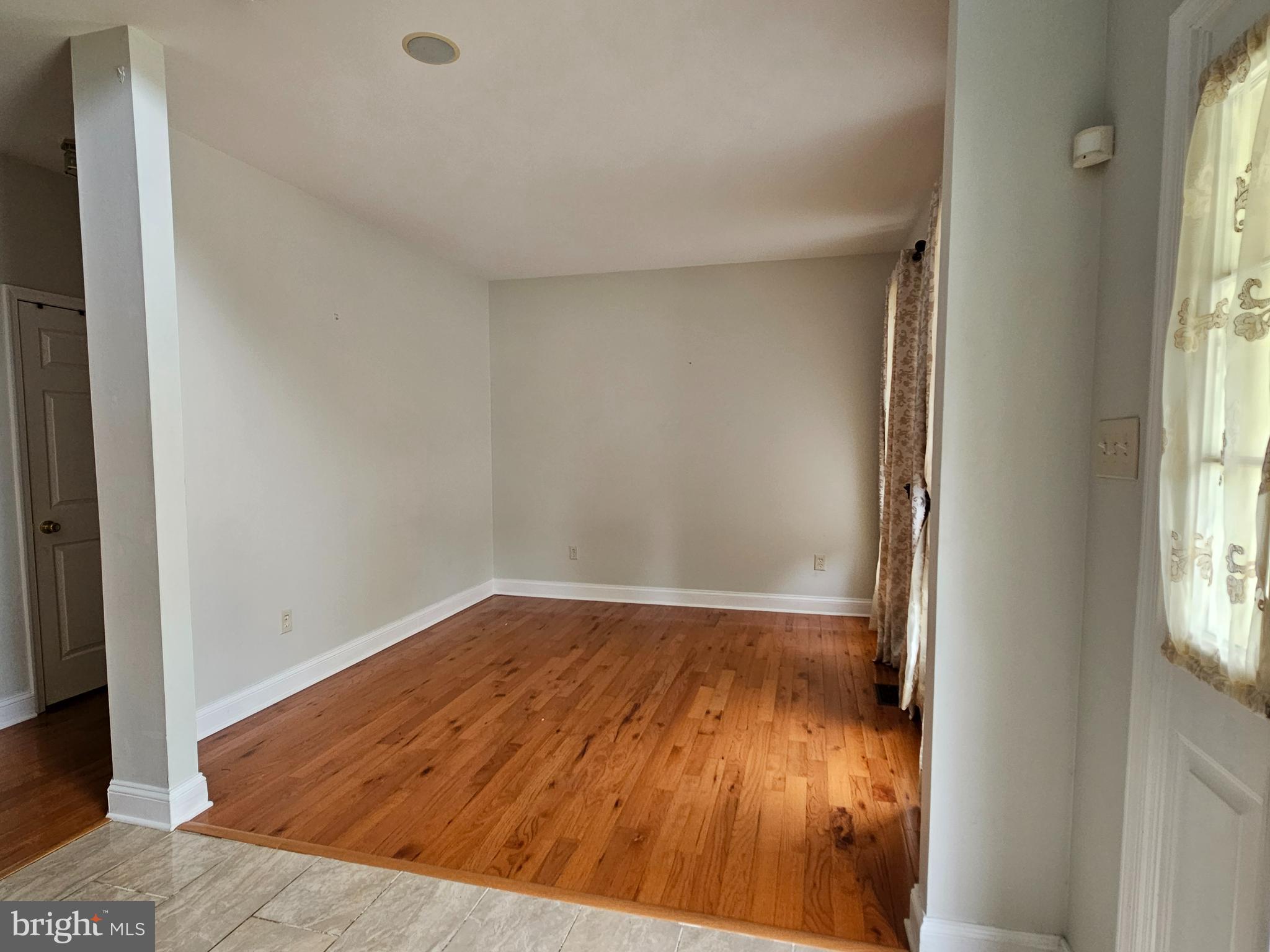 ROCKBURN MANOR - Residential Lease