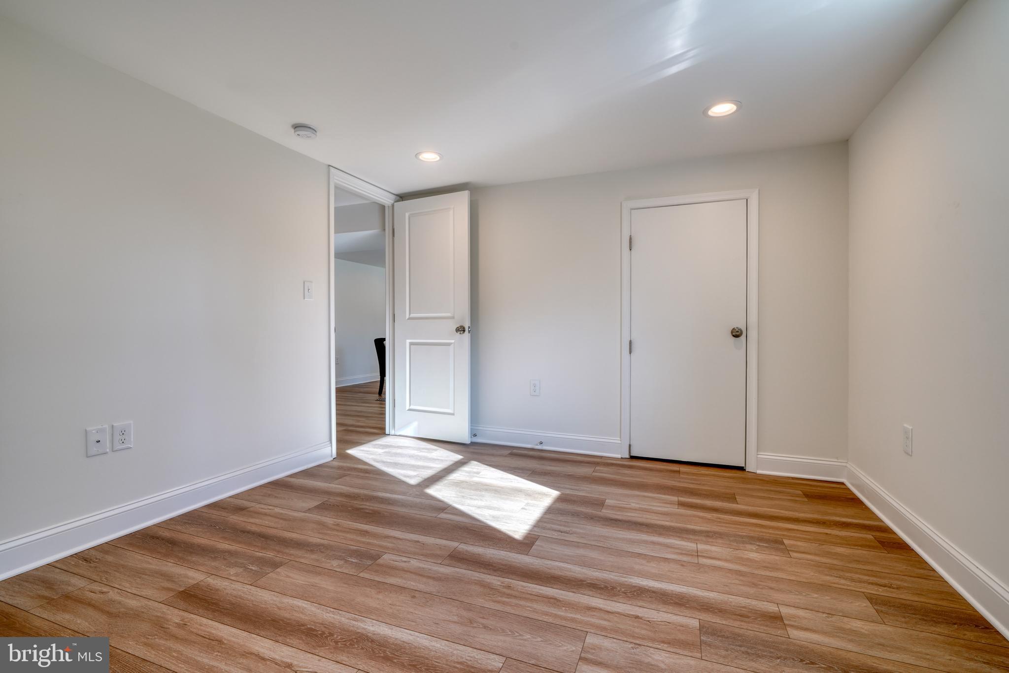 SCOTTS HILL - Residential