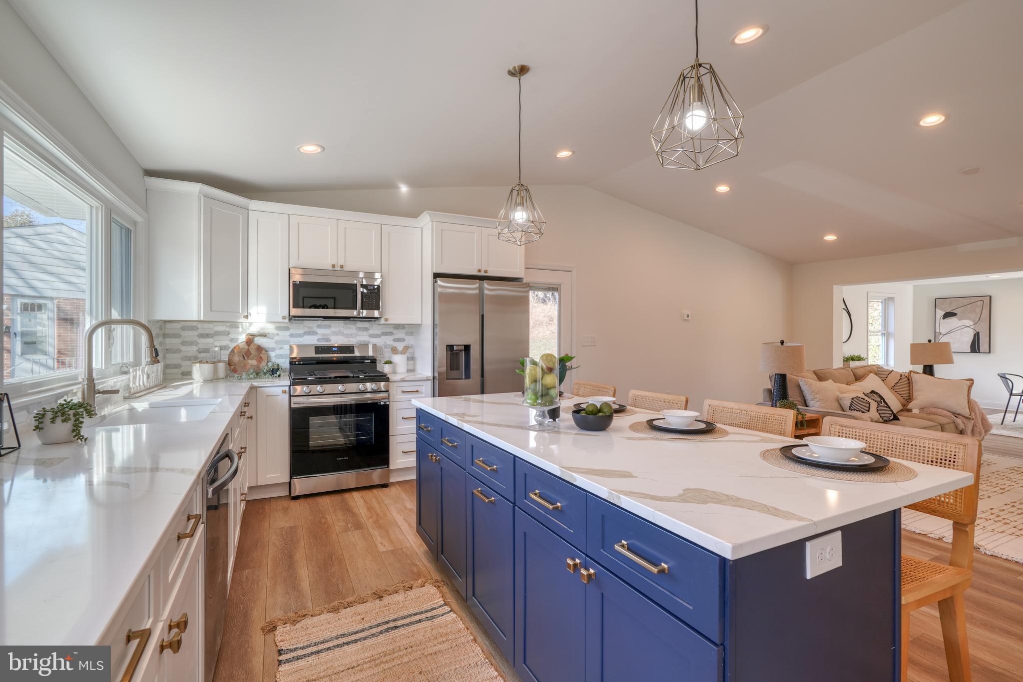 SCOTTS HILL - Residential