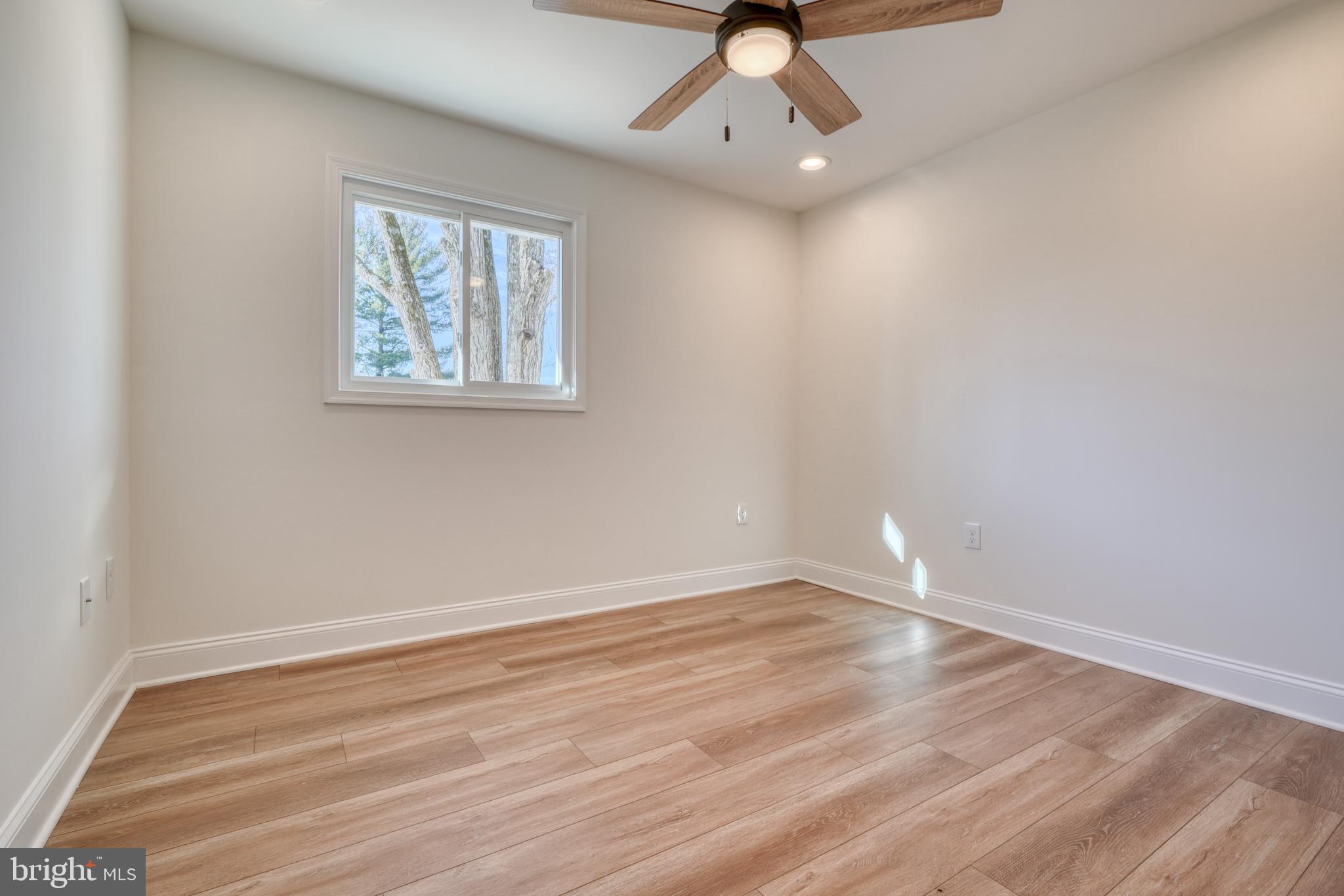 SCOTTS HILL - Residential