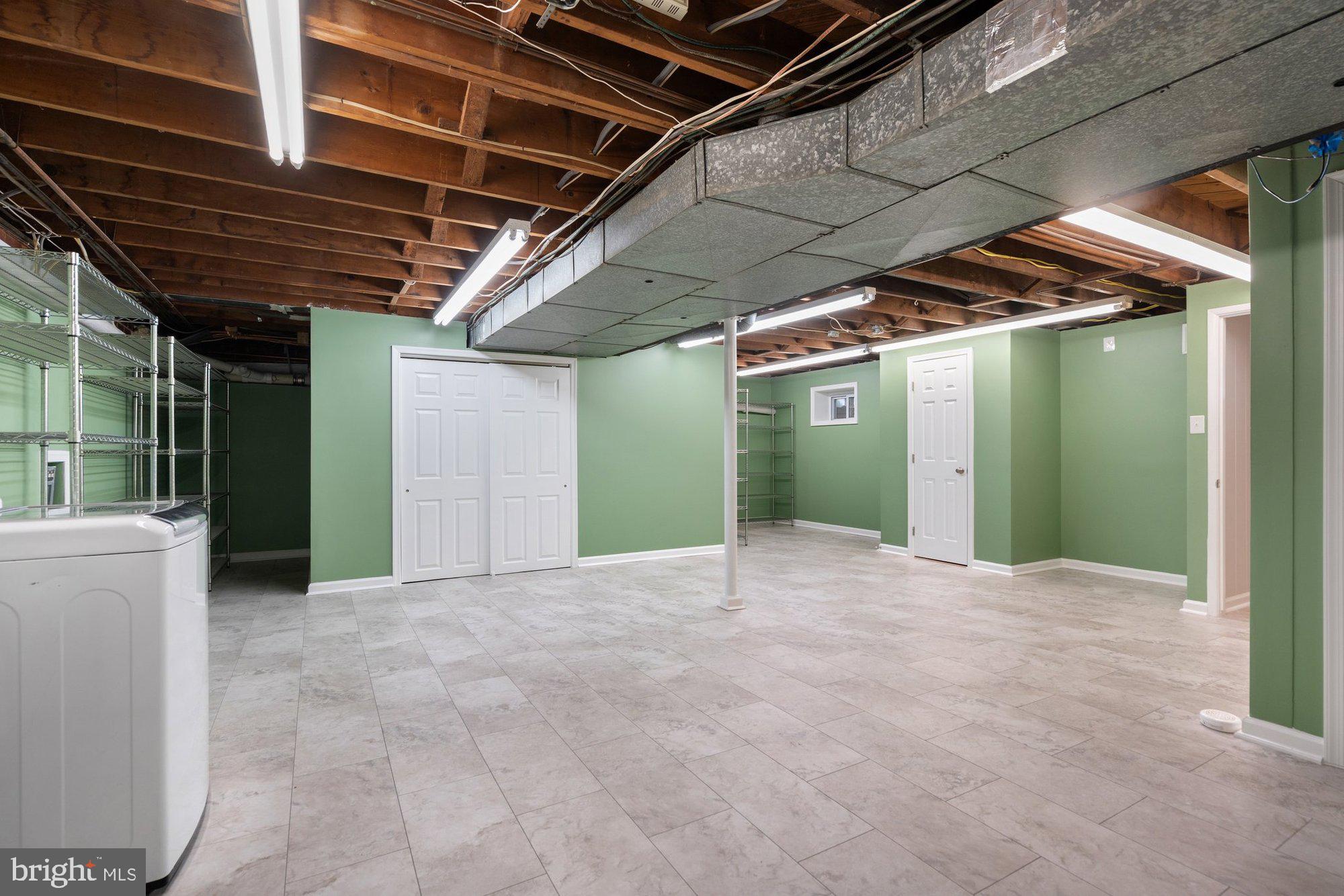 WAKEFIELD FOREST PARK - Residential