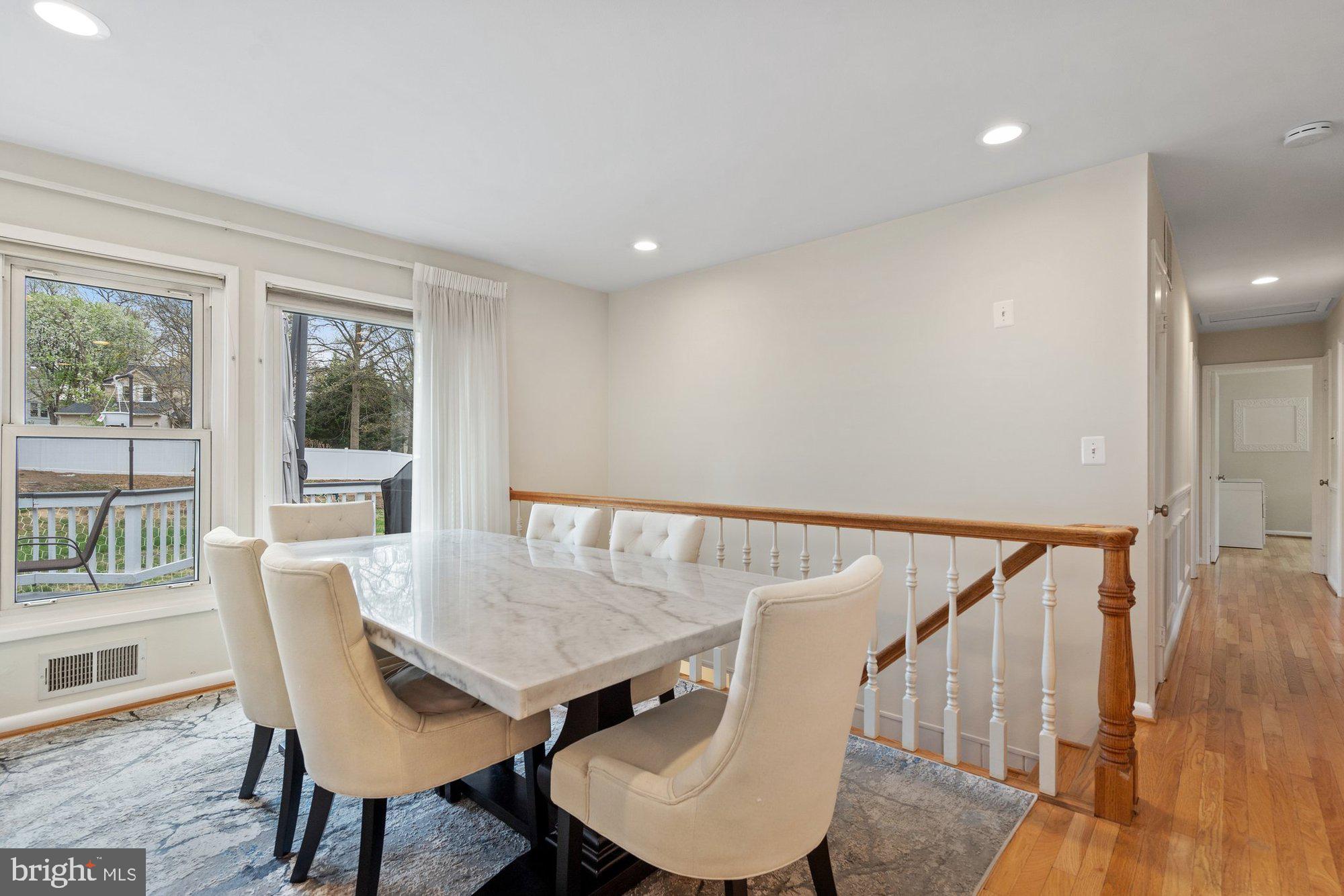 WAKEFIELD FOREST PARK - Residential