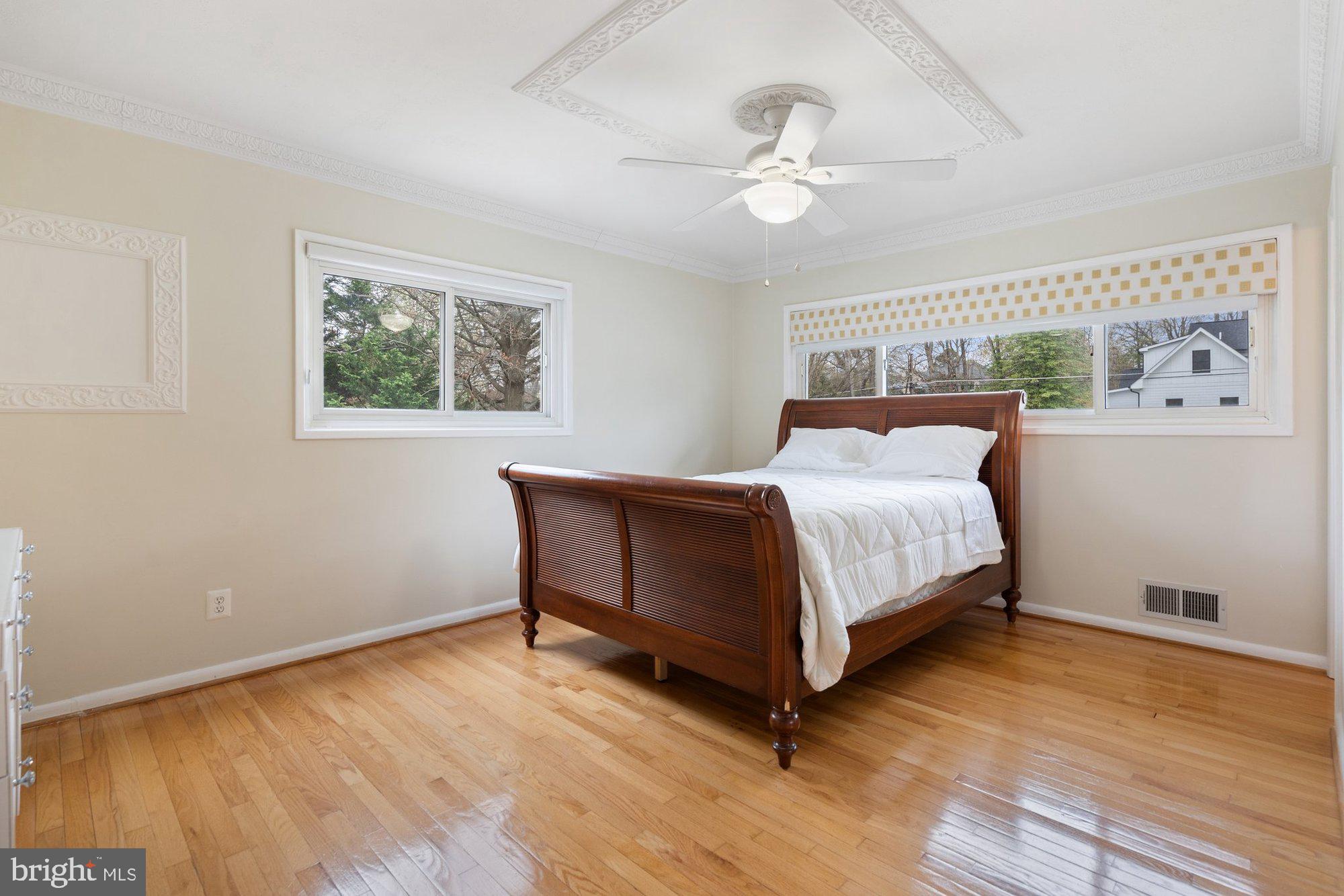 WAKEFIELD FOREST PARK - Residential