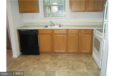 ST CHARLES SUB - LANCASTER - Residential Lease