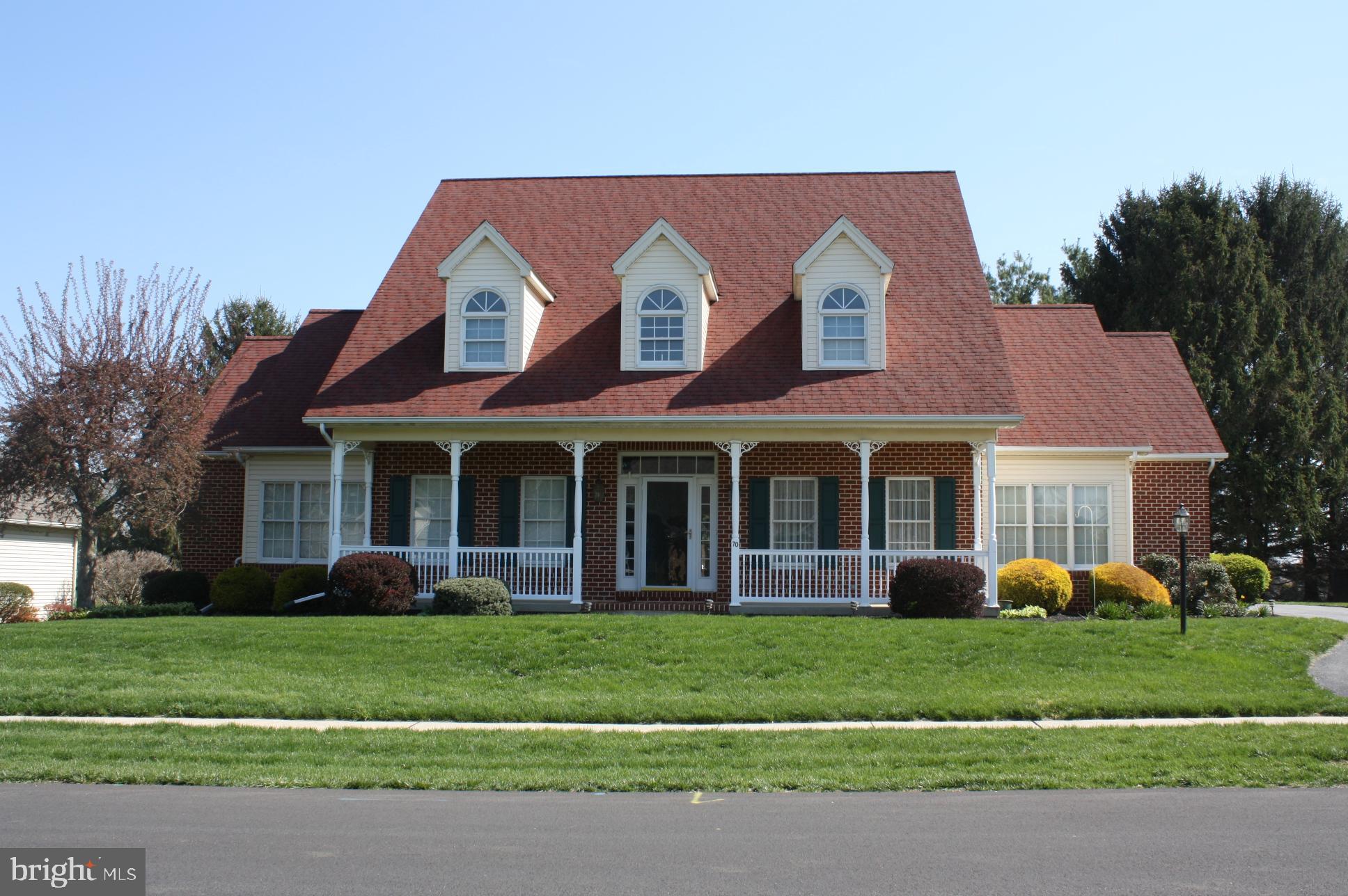 MAYAPPLE VILLAGE - Residential