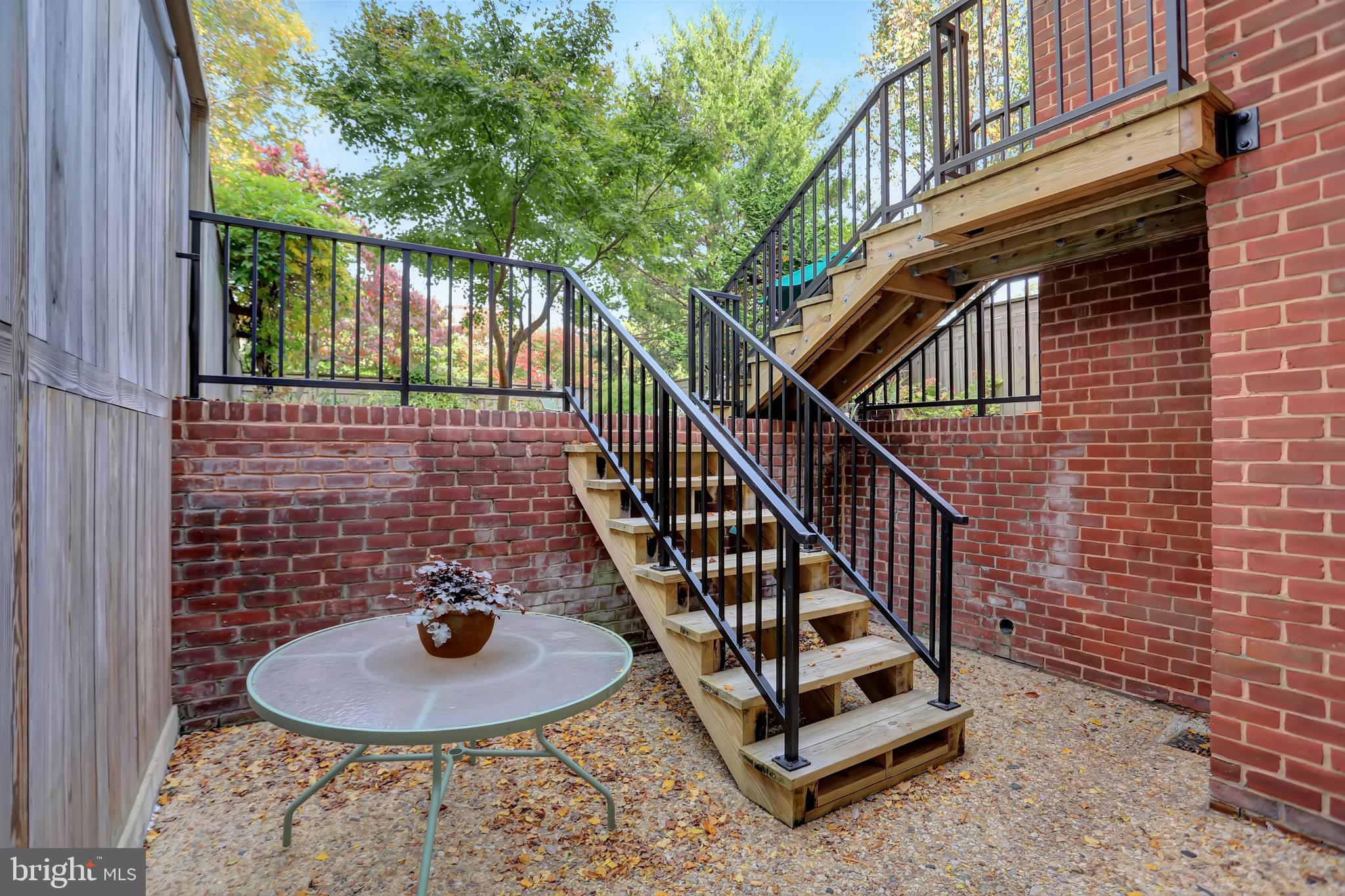 BOLTON HILL HISTORIC DISTRICT - Residential