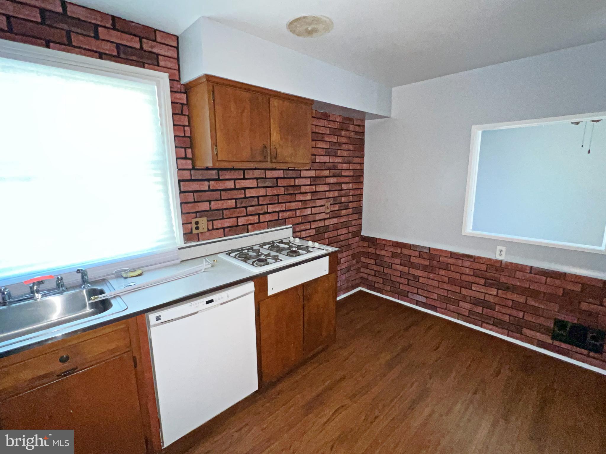 ROSEDALE - Residential