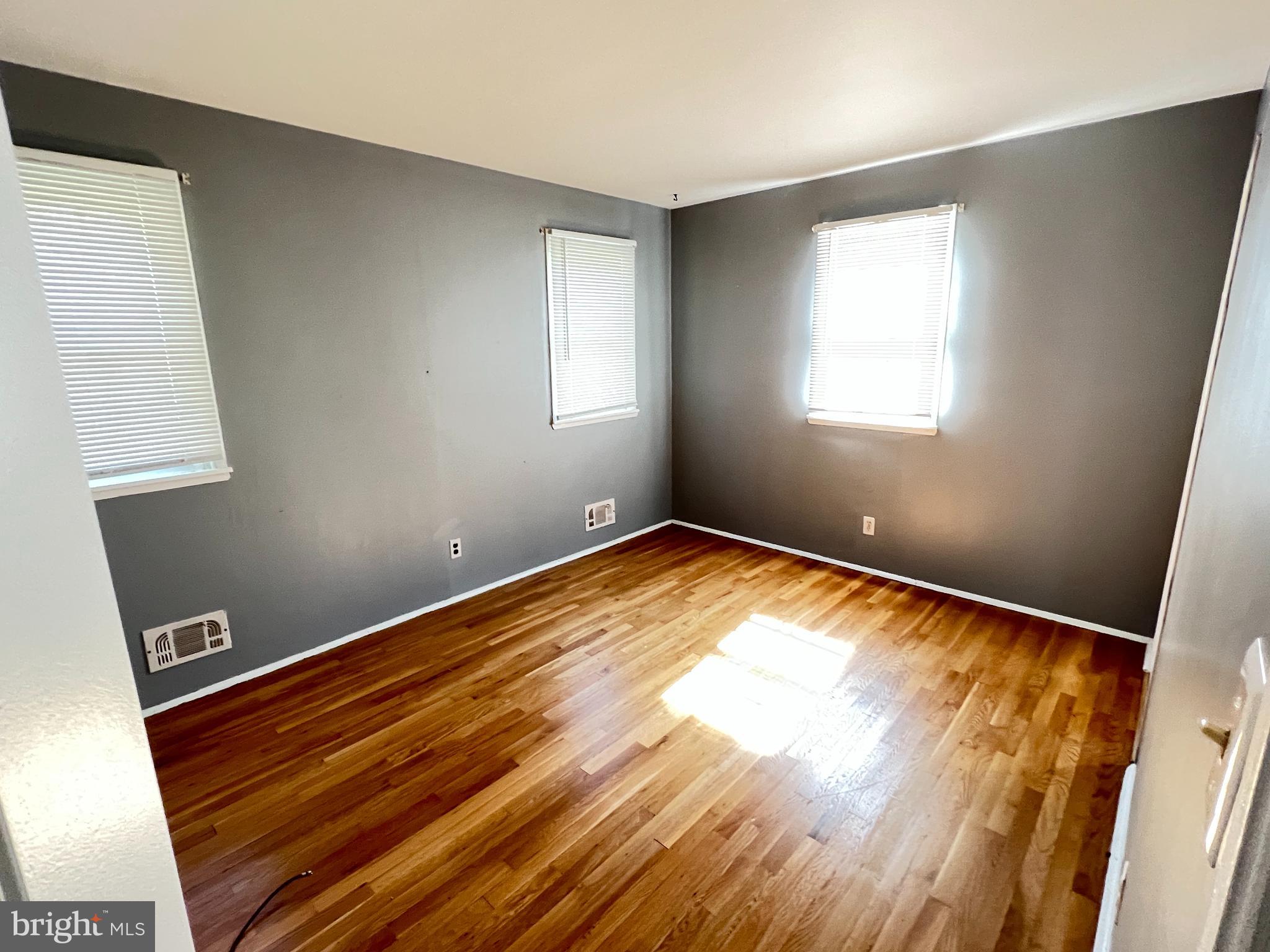 ROSEDALE - Residential