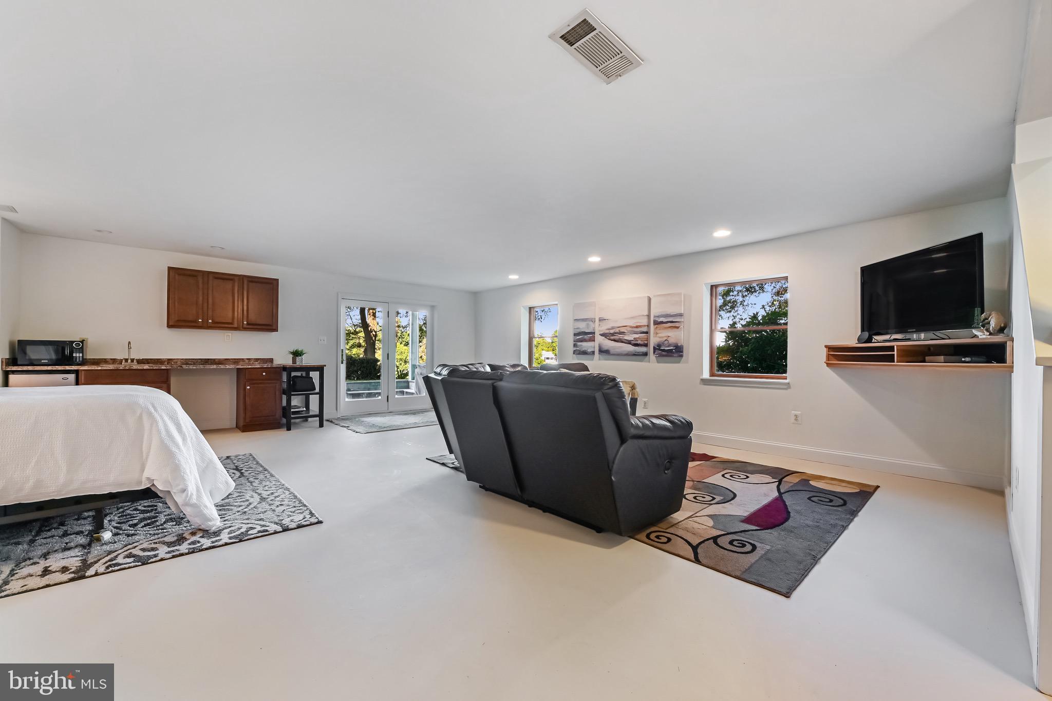 BEACHWOOD FOREST - Residential