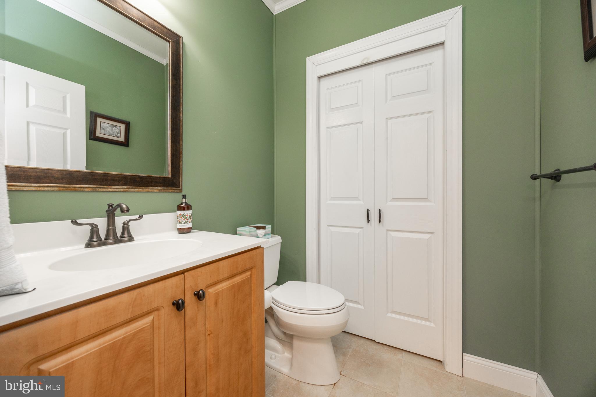 MONTGOMERY WALK - Residential