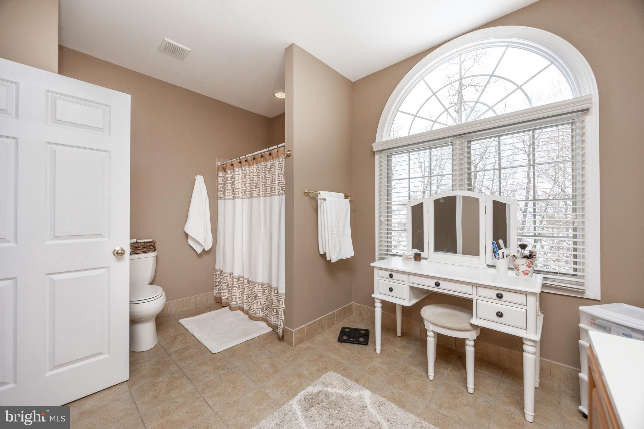 MONTGOMERY WALK - Residential