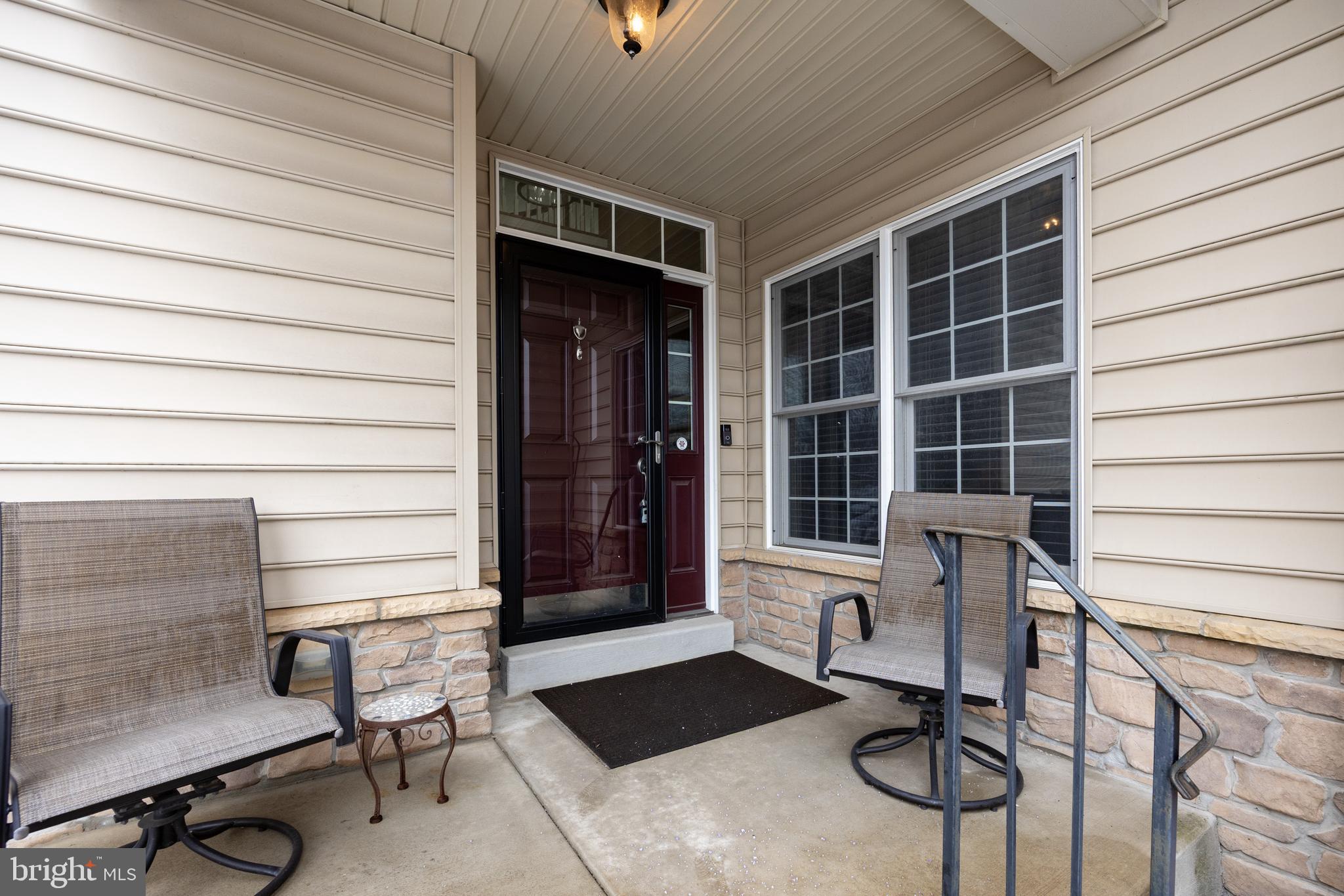 MONTGOMERY WALK - Residential