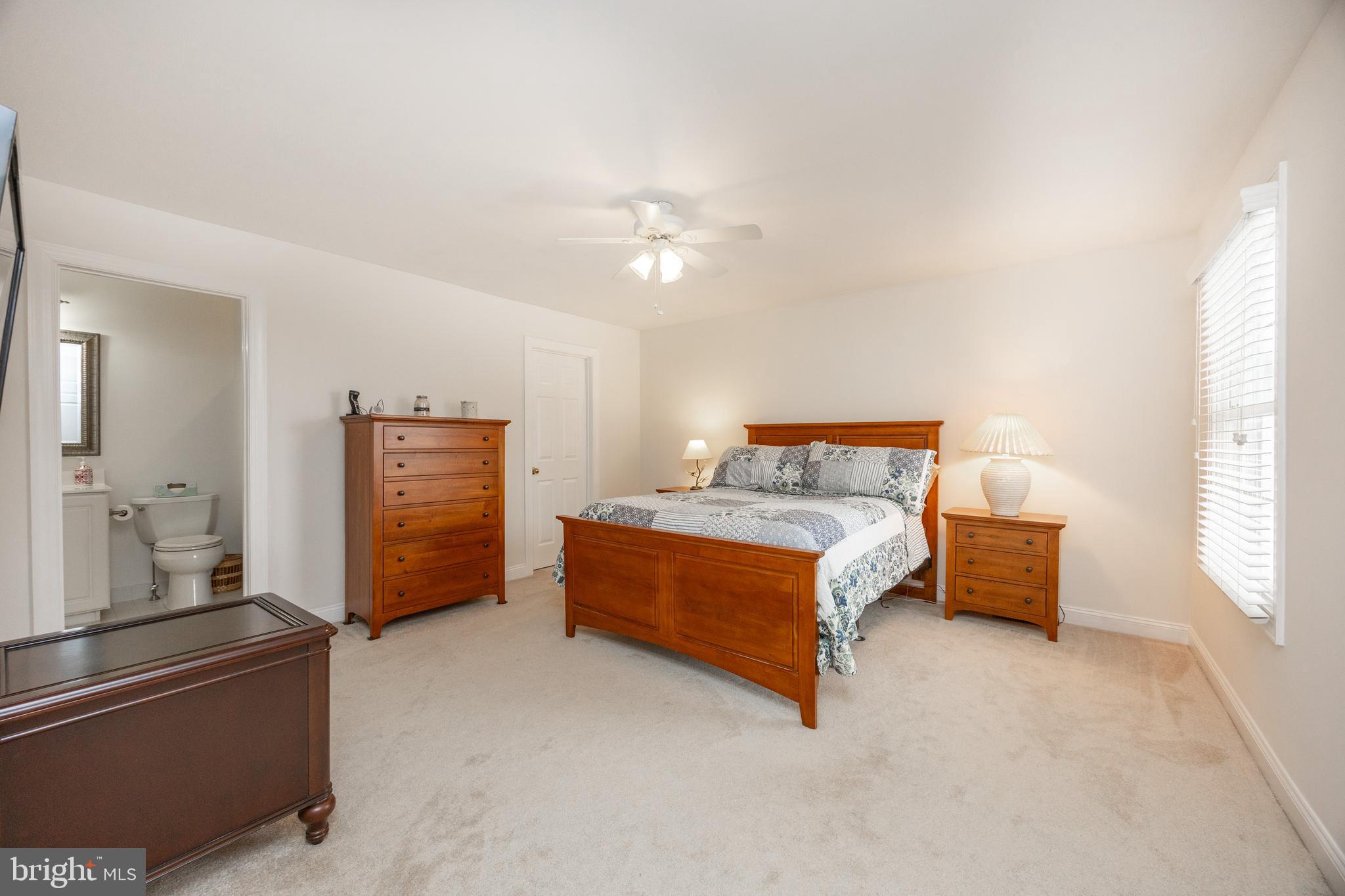 MONTGOMERY WALK - Residential