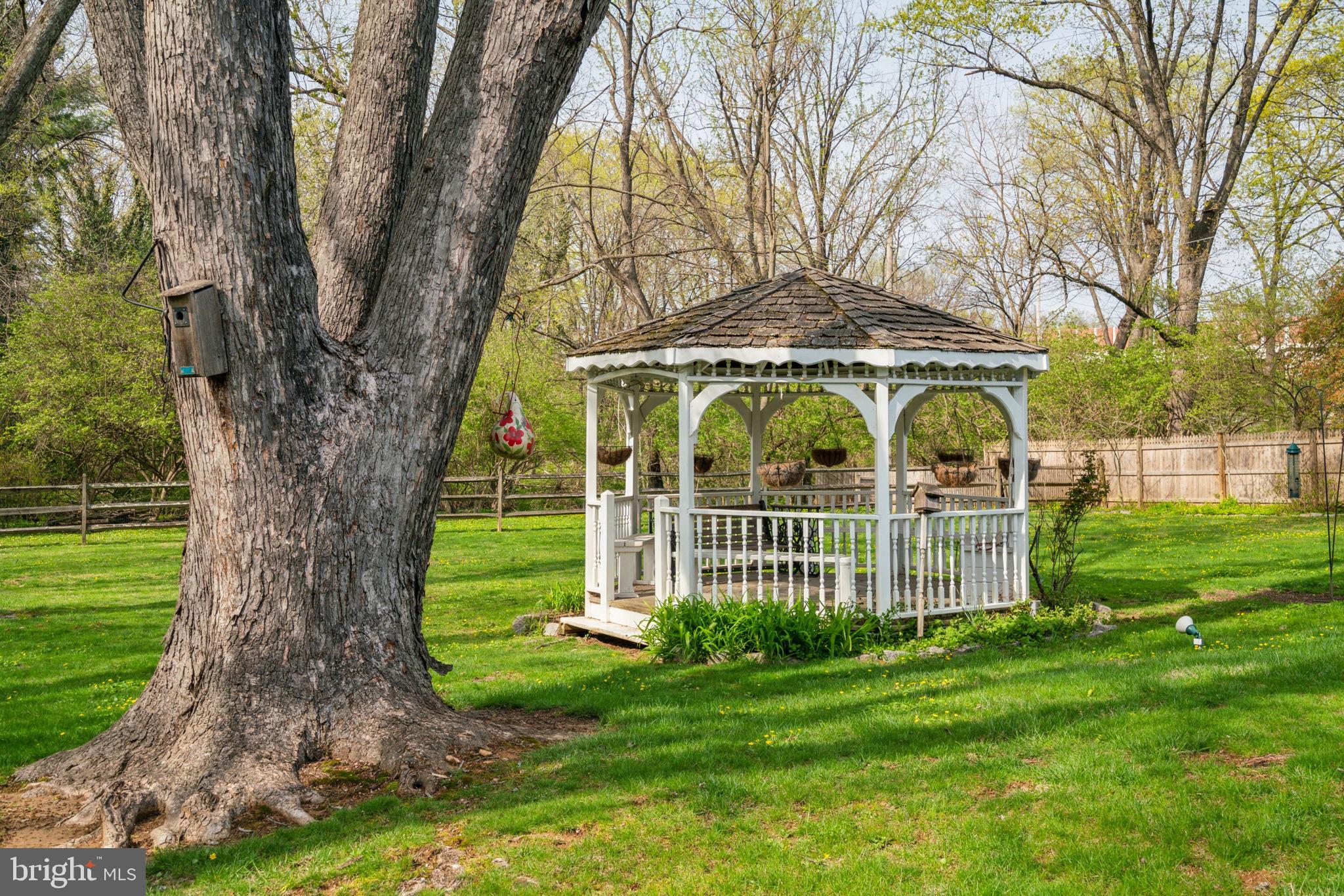 FLOURTOWN - Residential