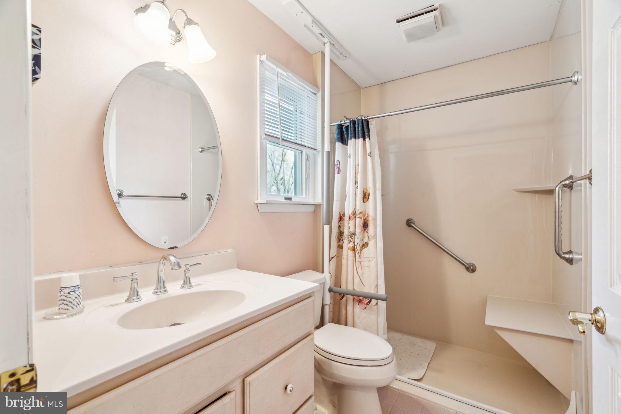 FLOURTOWN - Residential