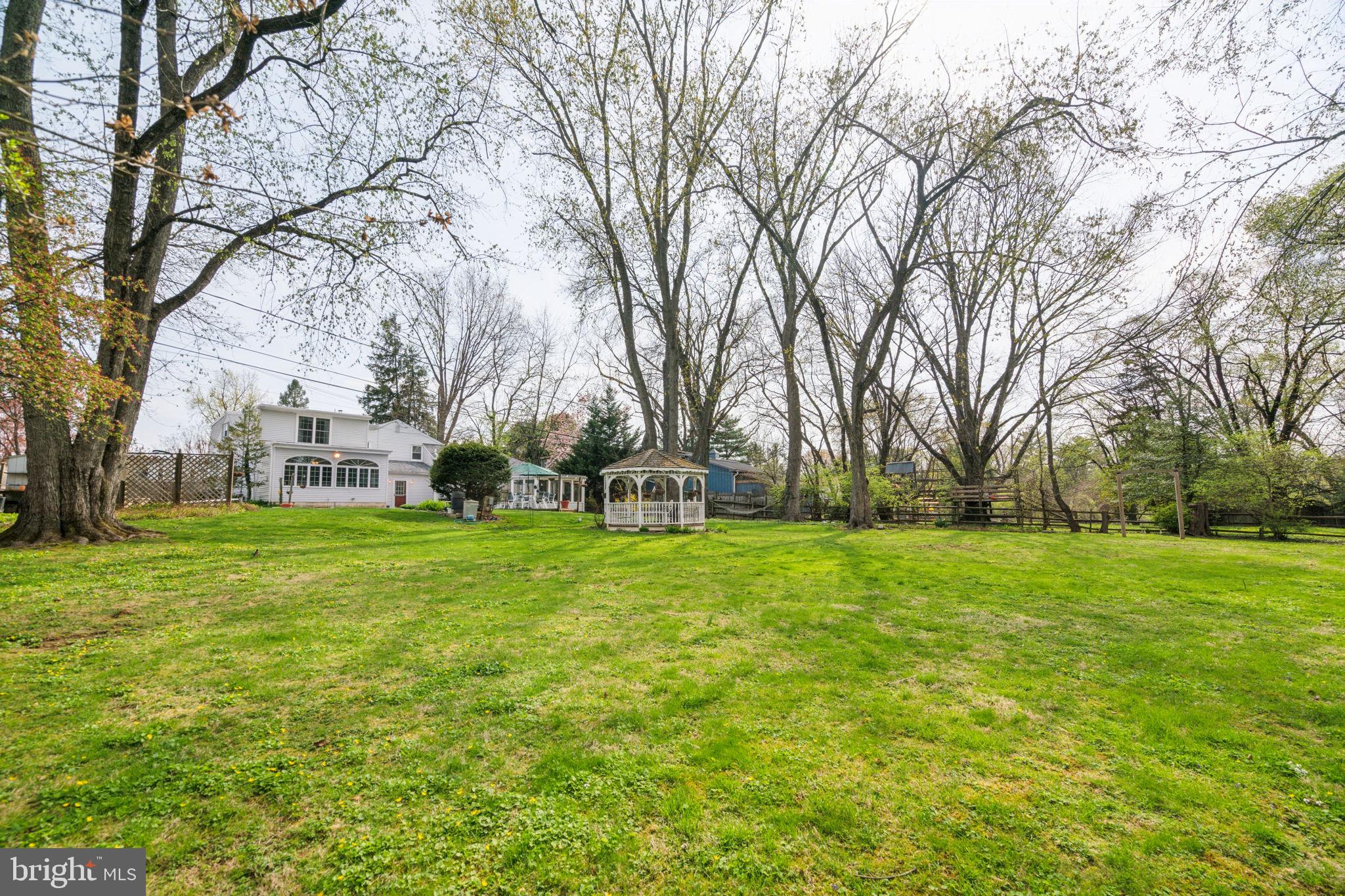 FLOURTOWN - Residential