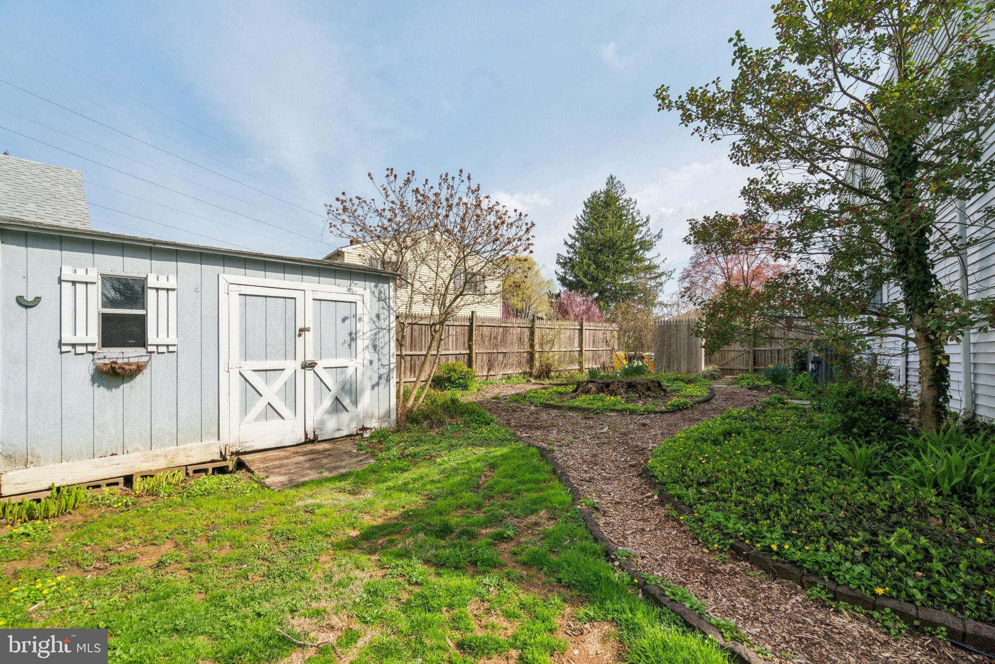 FLOURTOWN - Residential