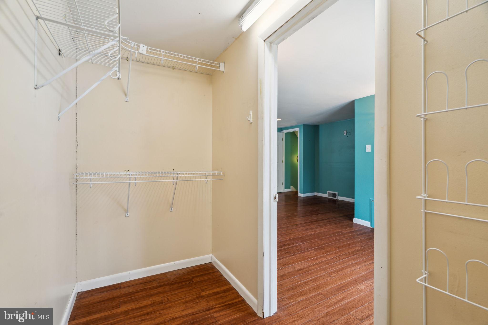 FLOURTOWN - Residential