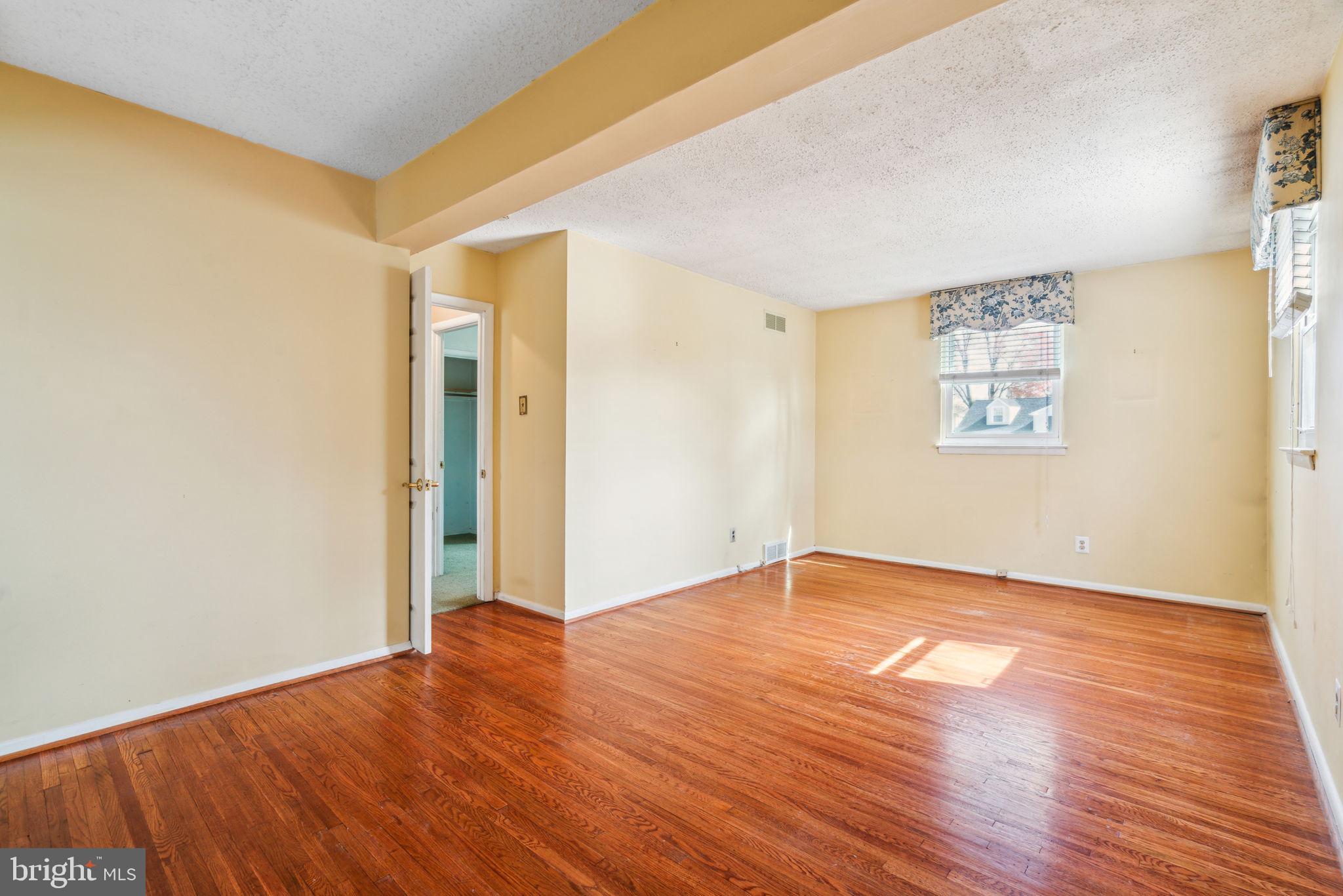 FLOURTOWN - Residential