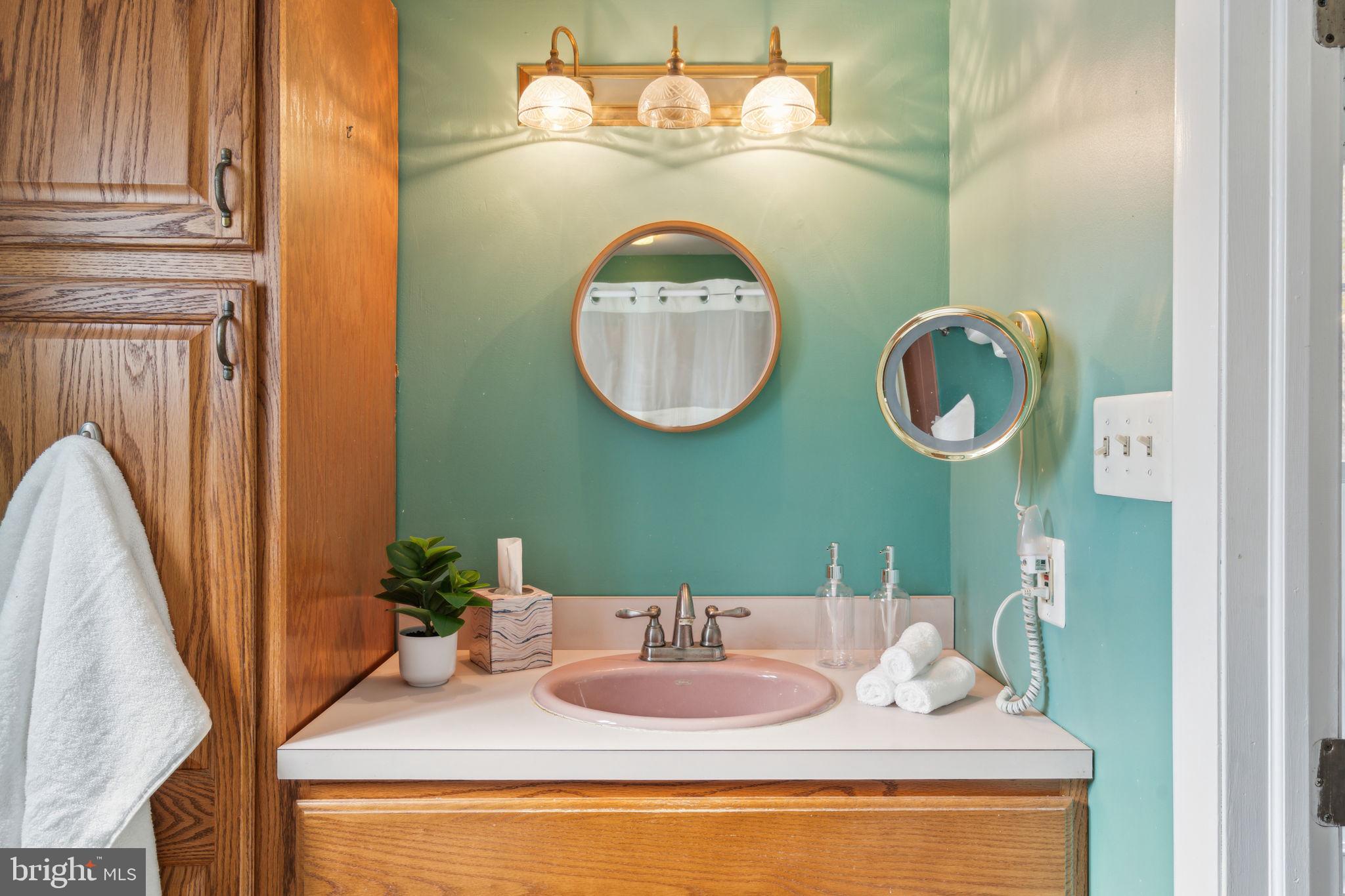 FLOURTOWN - Residential