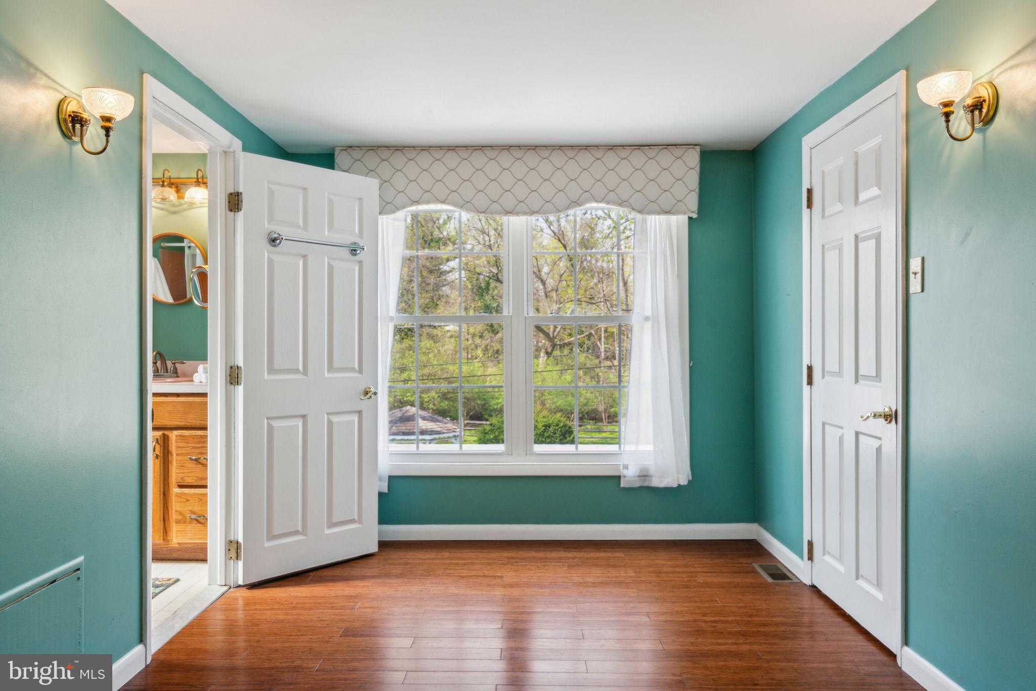 FLOURTOWN - Residential