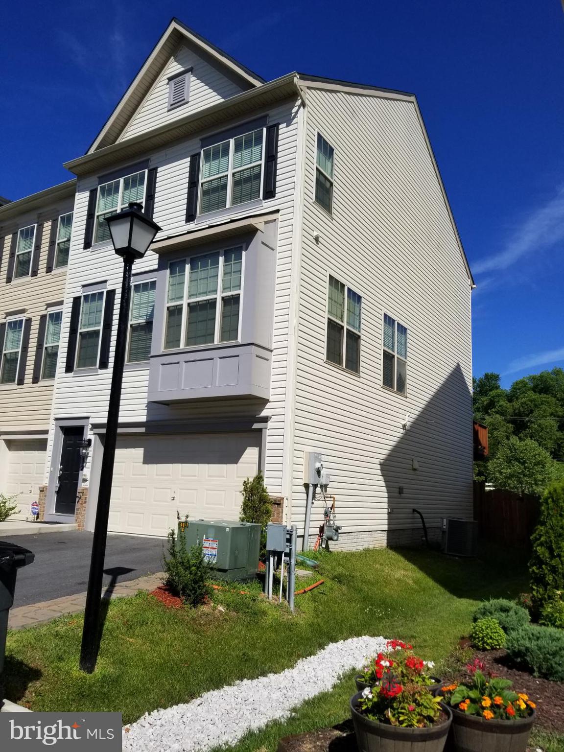 MILLSTONE VILLAGE - Residential