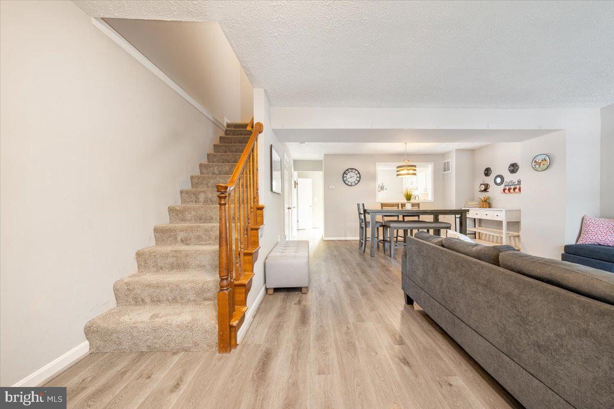 AVONDALE - Residential