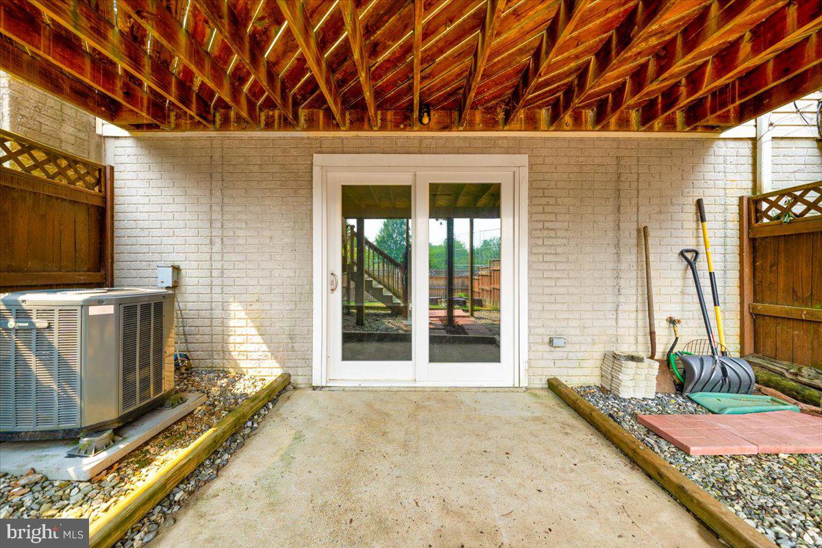 AVONDALE - Residential