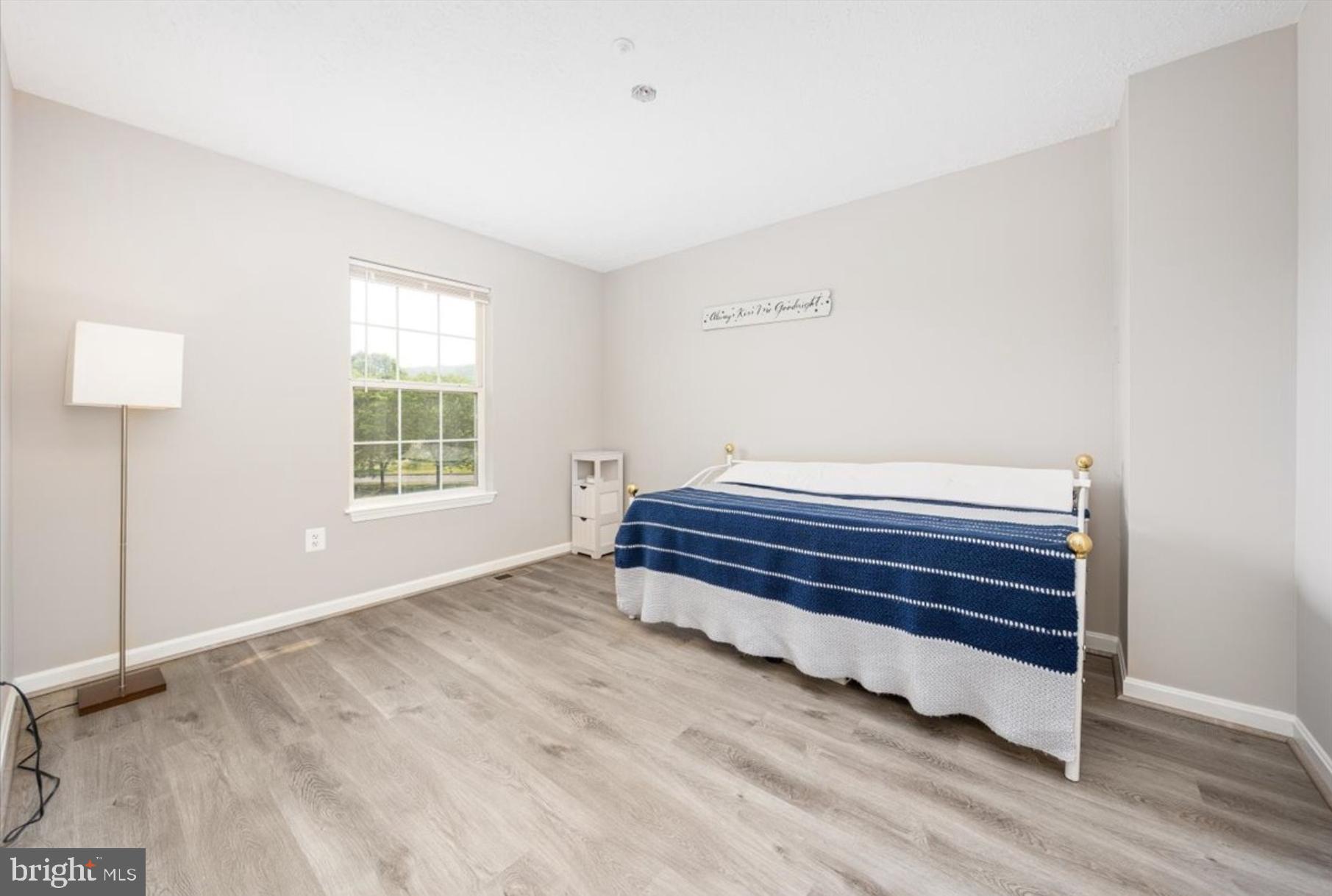 AVONDALE - Residential