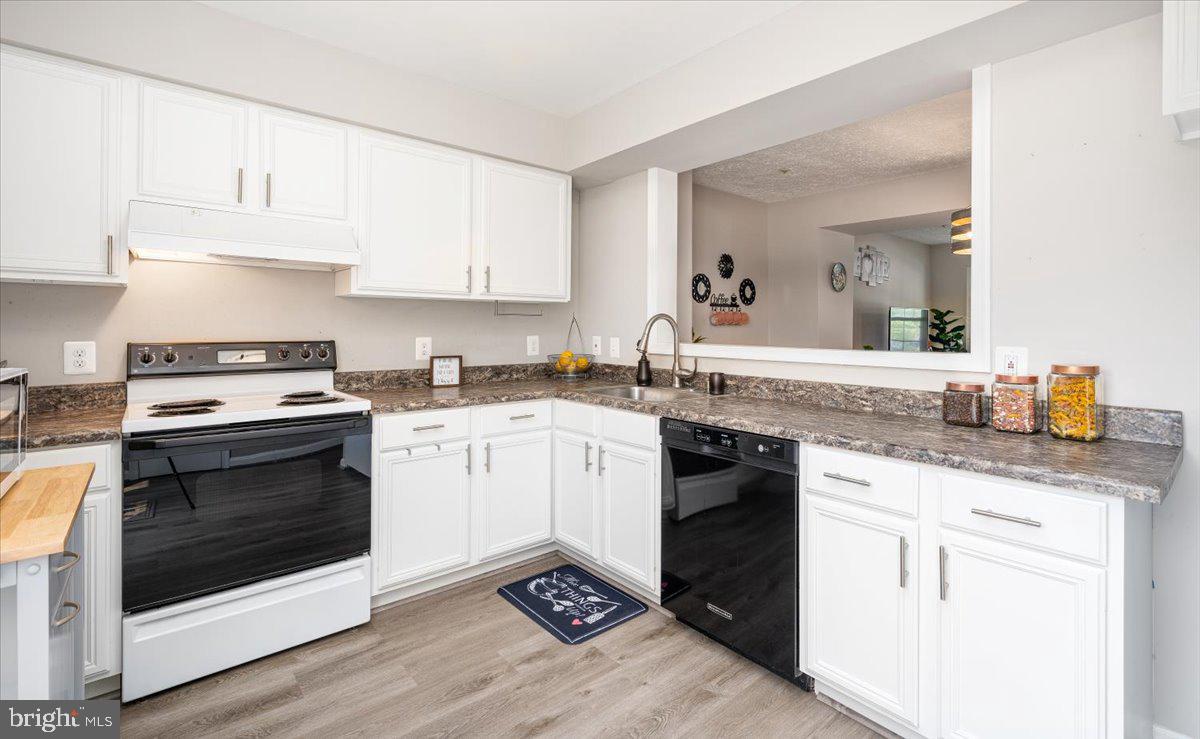 AVONDALE - Residential