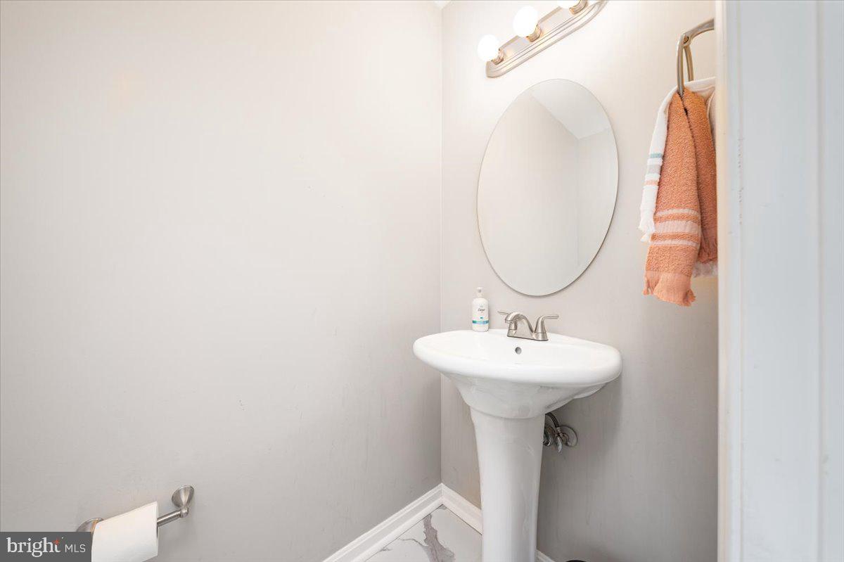 AVONDALE - Residential