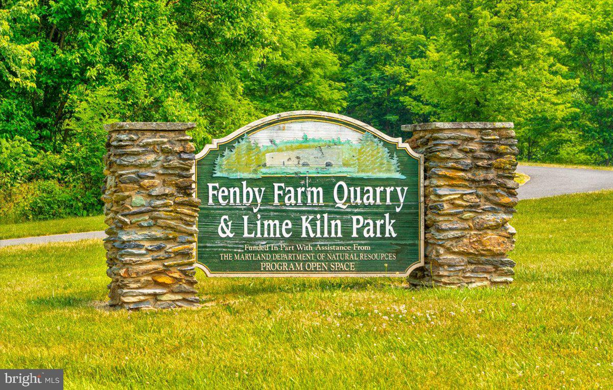 AVONDALE - Residential