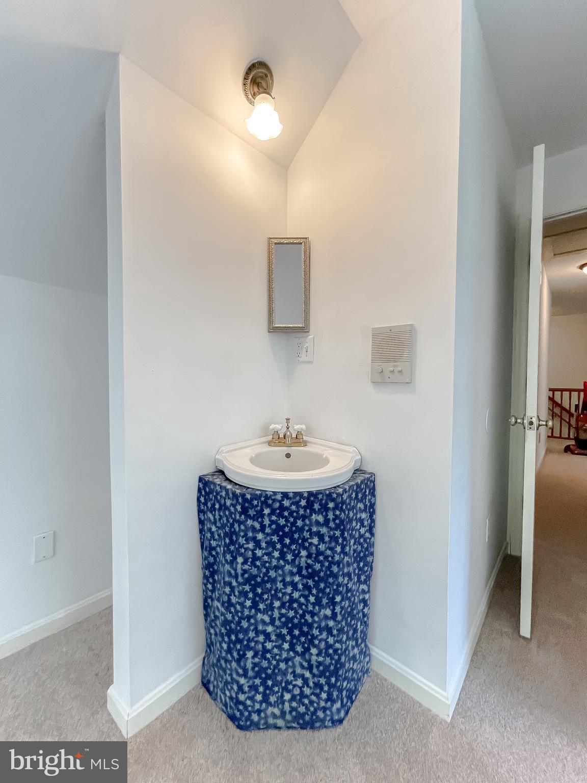 PINE LAKE - Residential