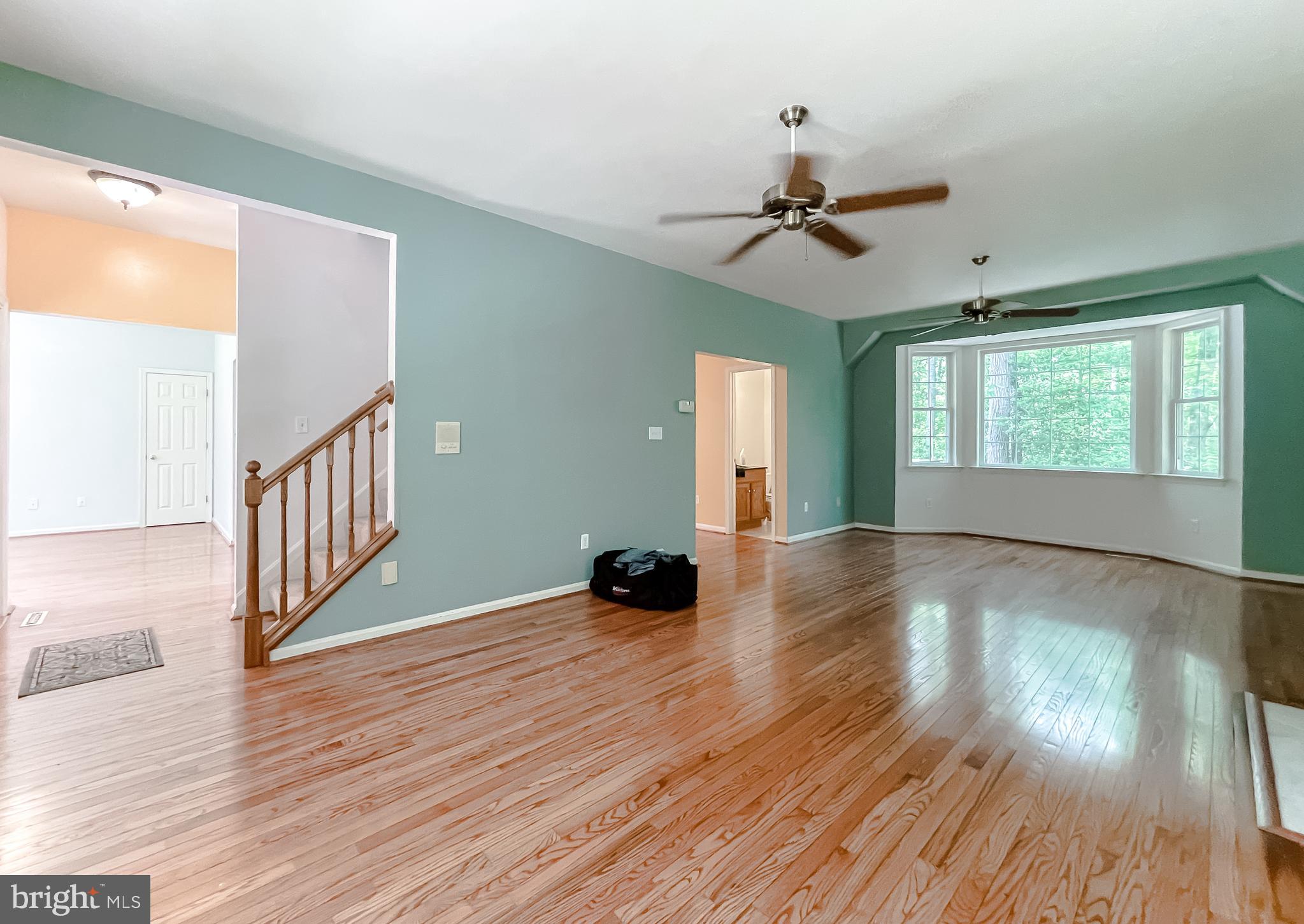 PINE LAKE - Residential