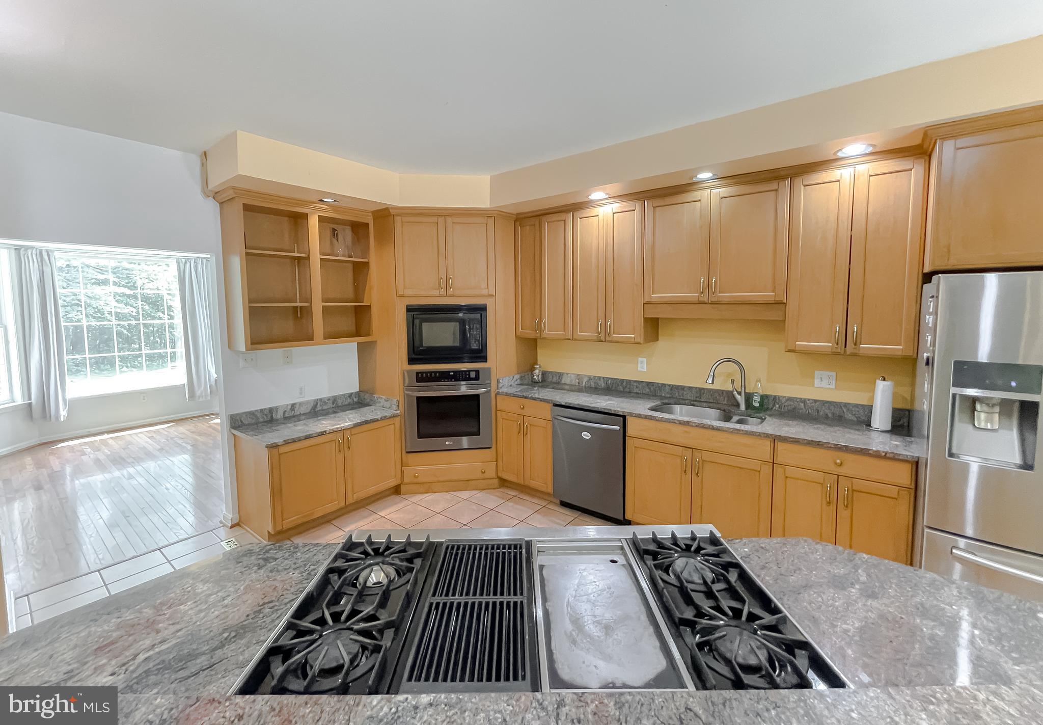 PINE LAKE - Residential