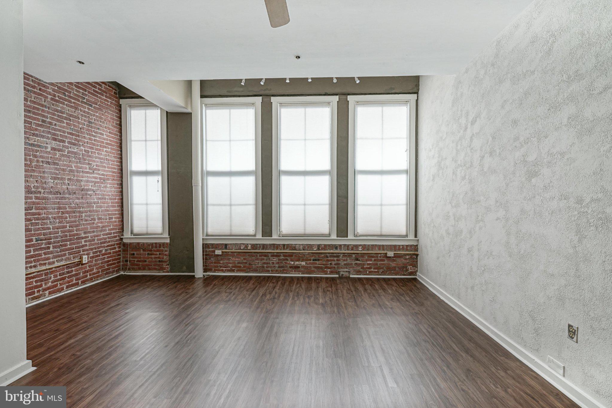 315 NEW STREET 604