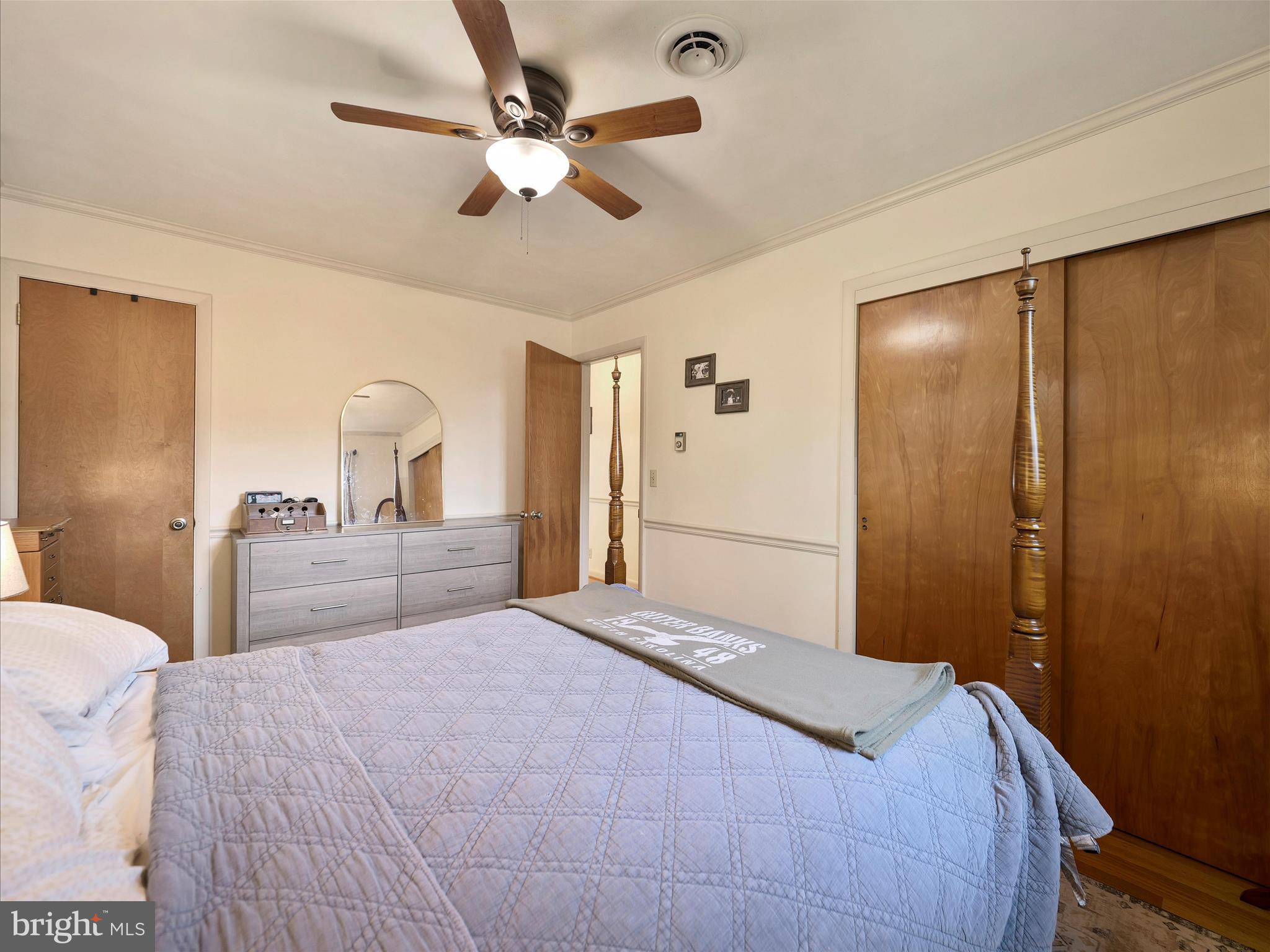 MOSS SPRING ESTATES - Residential Lease