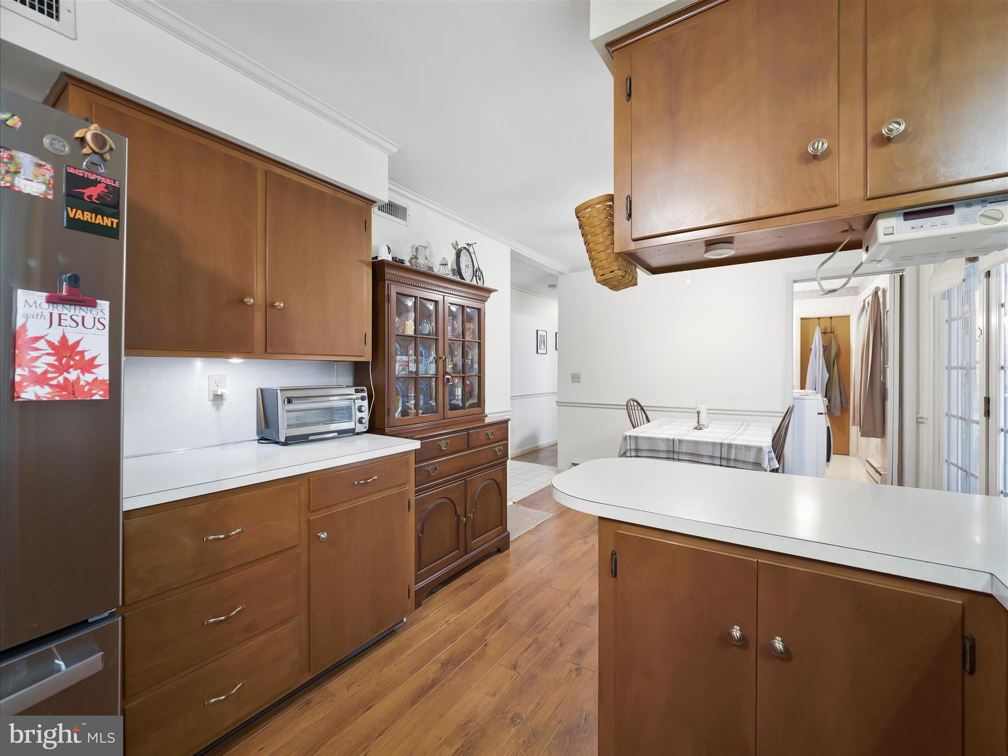 MOSS SPRING ESTATES - Residential Lease