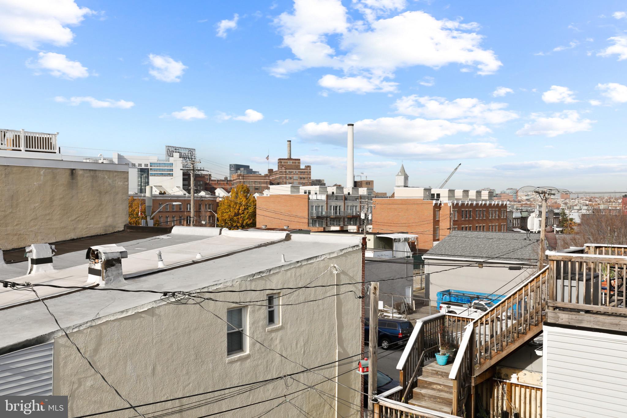 LOCUST POINT - Residential