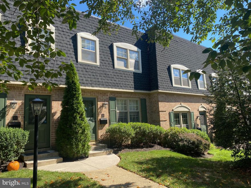 Wayne 3 bedrooms, 2.5 bathrooms townhouse. Radnor township.  Very convenient location to center of Wayne.  Main floor features living room with fireplace and crown moldings, dining room, kitchen, powder room and sliding glass door to enclosed brick back patio. Hard wood floors. Carpet up the stairs and 2nd floor landing. Kitchen has white cabinets, blue solid surface counters with mirrored back-splash, and a window. 2nd floor has Master Bedroom with walk-in closet & master bath with stall shower, 2 additional hall bedrooms, Hall bath with tub, & linen closet. Paneled Lower Level Room with recessed lighting. Large Laundry/Storage room has ample built-in shelving. Parking right out the back door! Close distance to schools, train, parks, biking/hiking trail, and shops & restaurants in downtown Wayne.