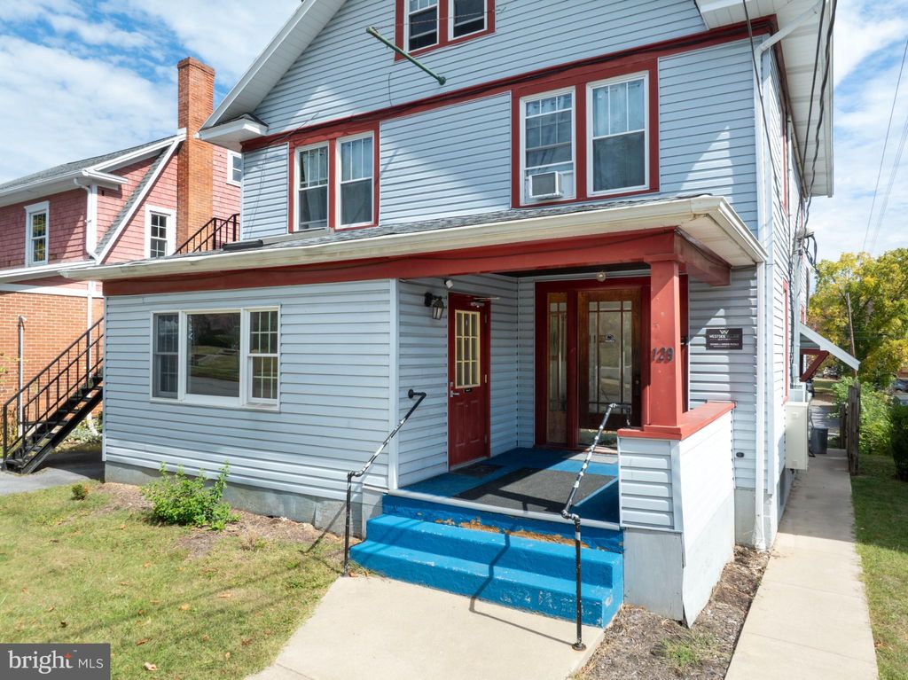 Photo of 129 S Sparks Street, STATE COLLEGE, PA 16801 (MLS # PACE2517014)