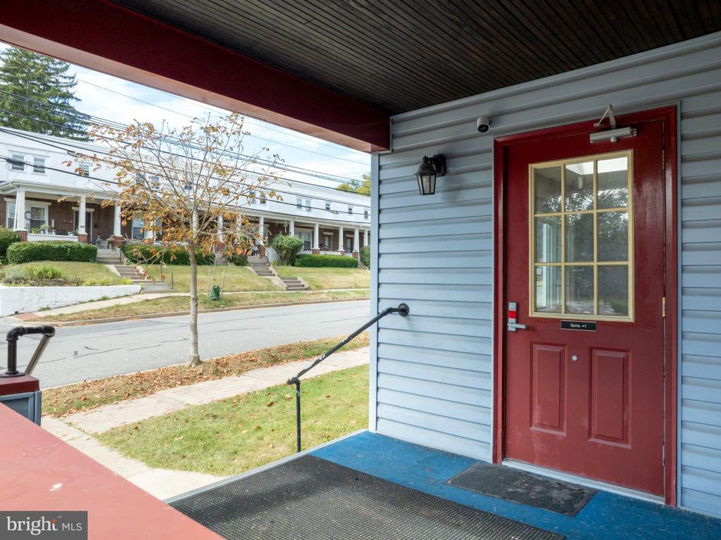 Photo of 129 S Sparks Street, STATE COLLEGE, PA 16801 (MLS # PACE2517014)