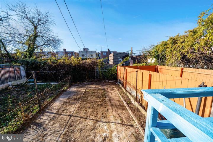 OLNEY (EAST) - Residential