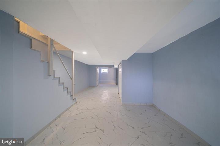 OLNEY (EAST) - Residential