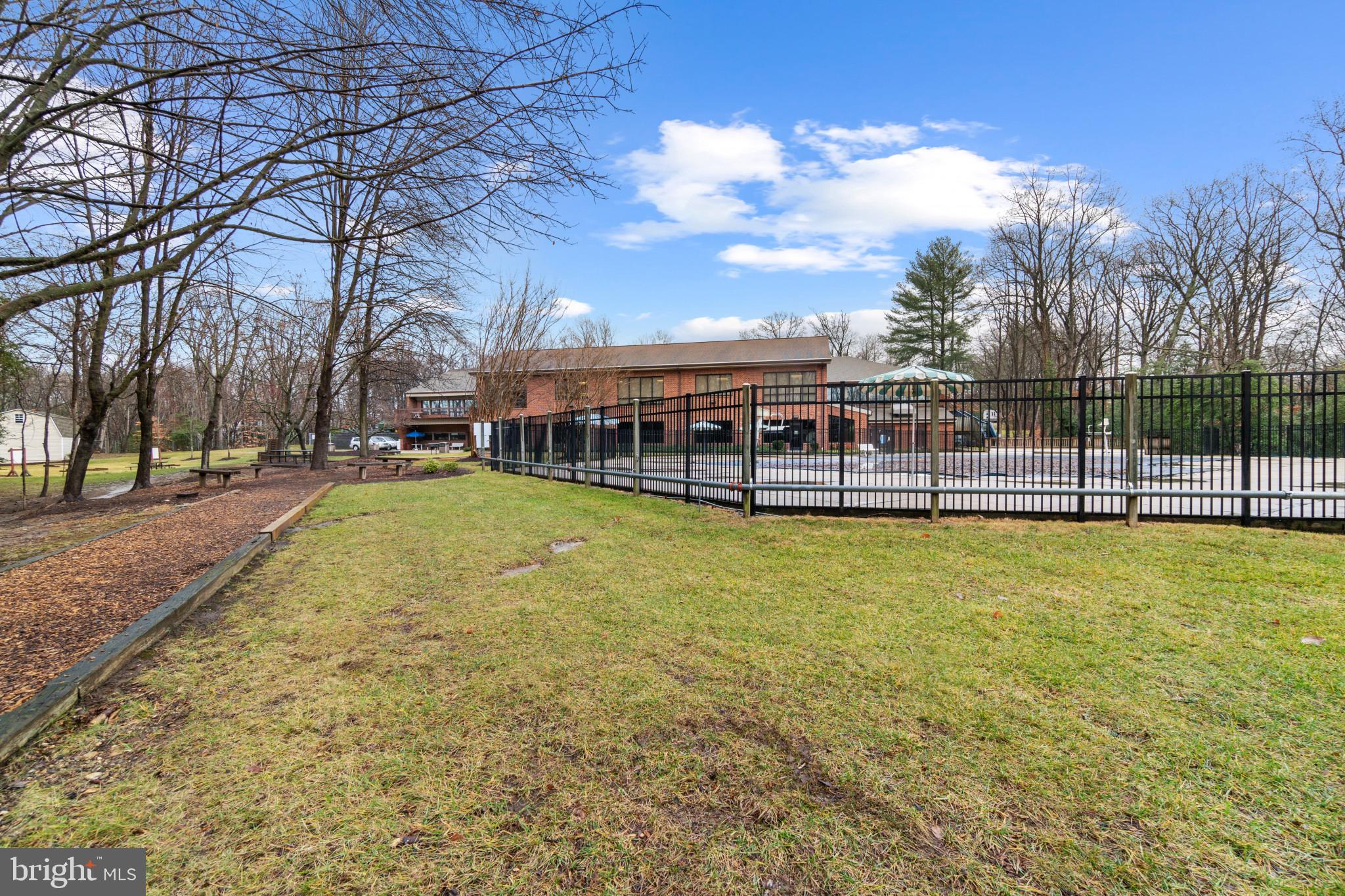 HERITAGE HARBOUR - Residential