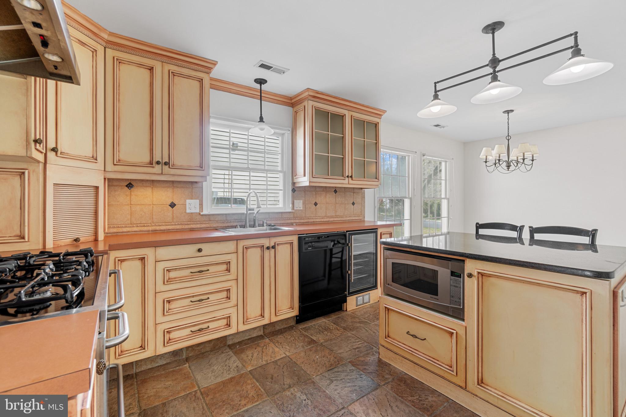 HERITAGE HARBOUR - Residential