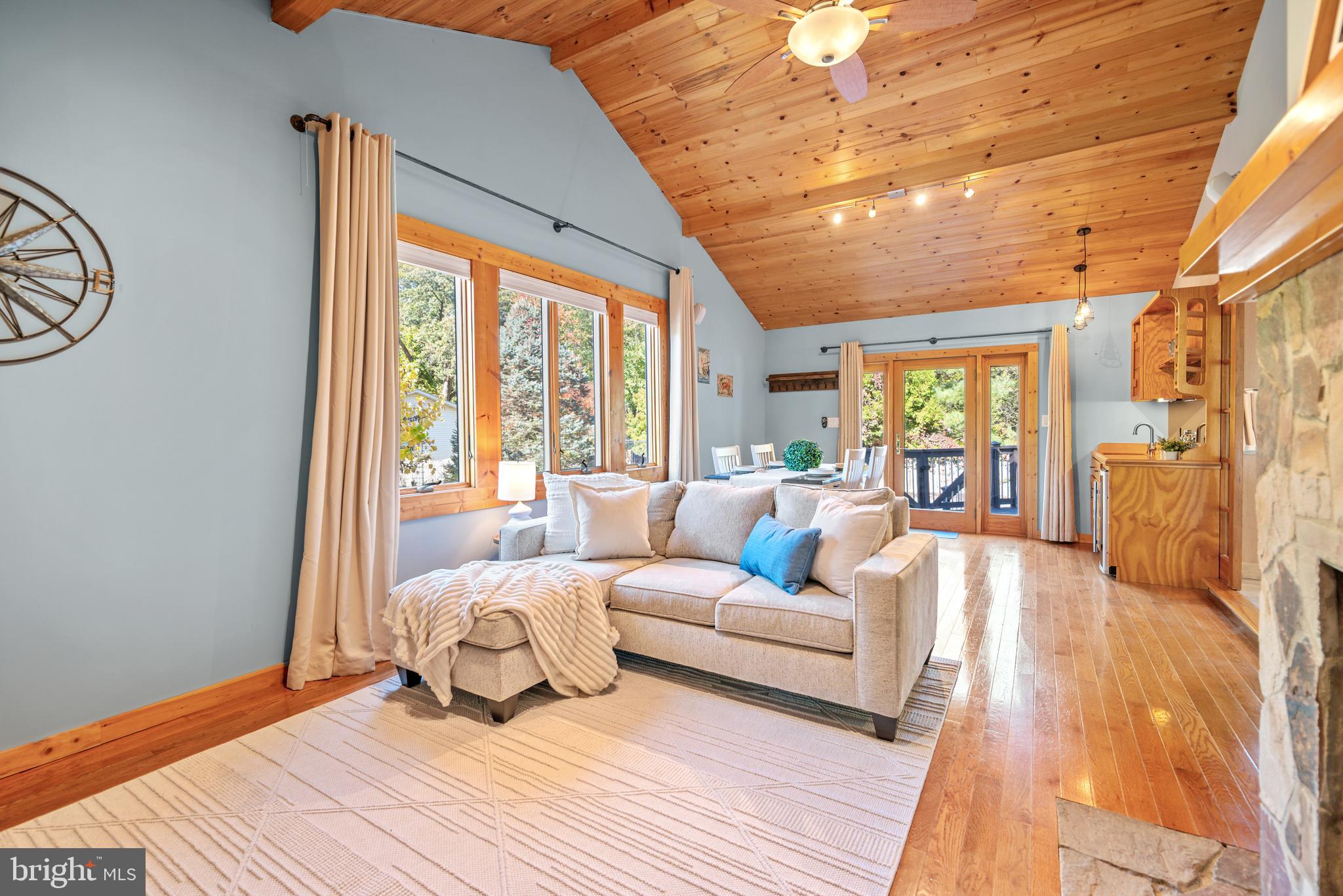 ANNAPOLIS - Residential