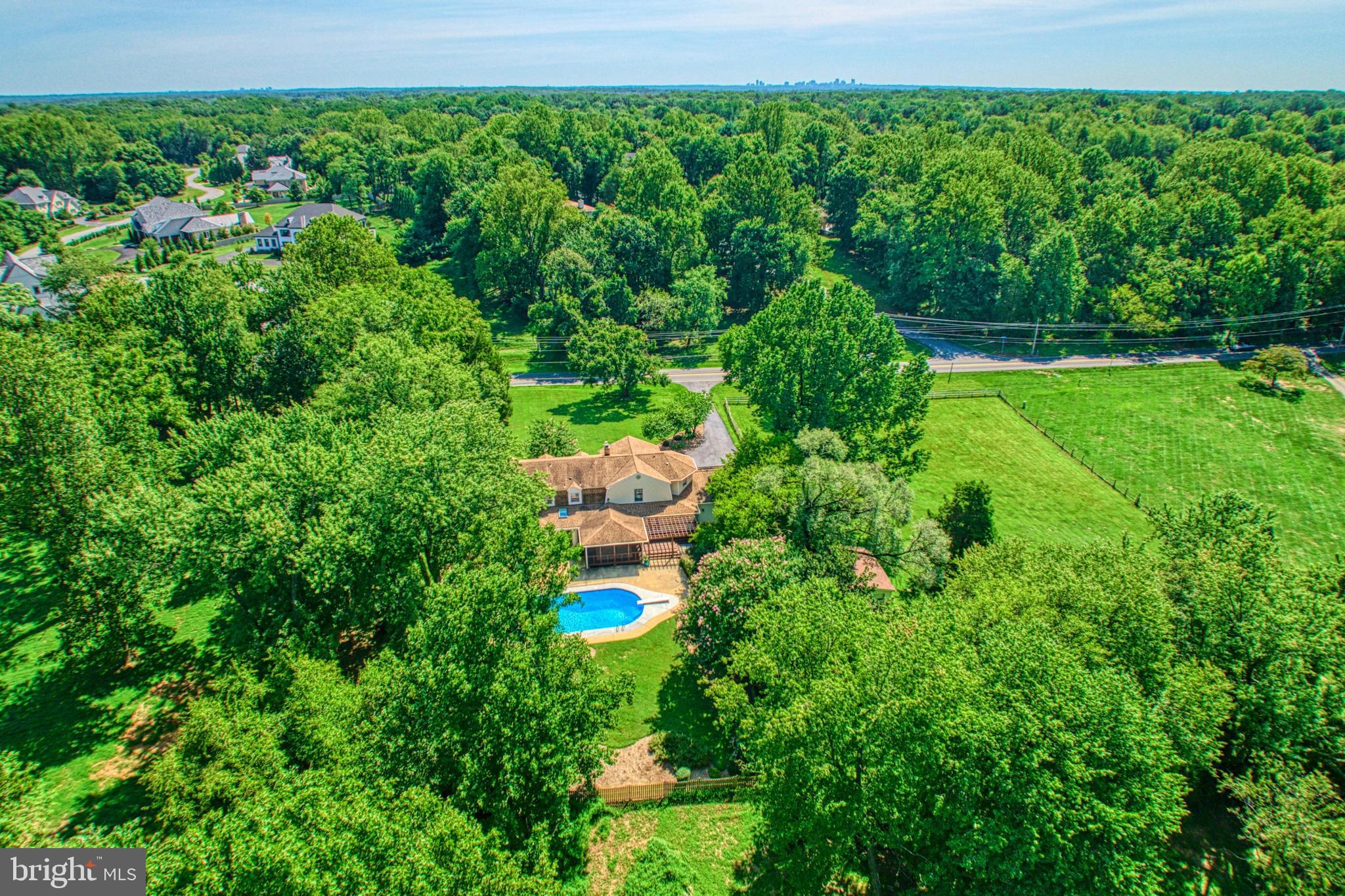 SENECA RIDGE - Residential